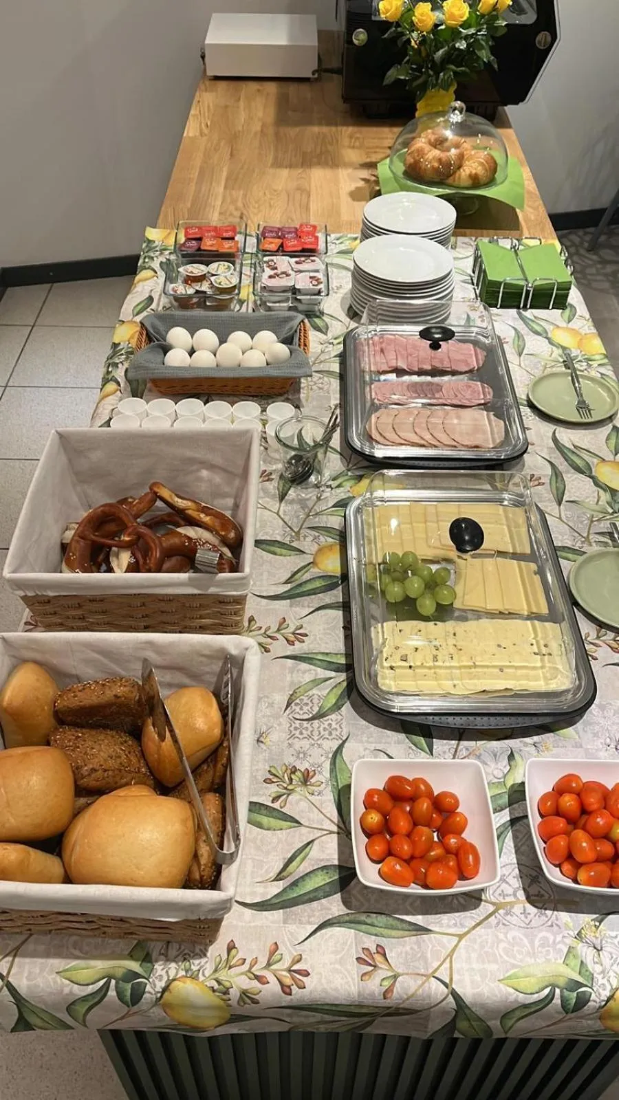 Breakfast in Steiners Hotel Airport-Messe in Birkach