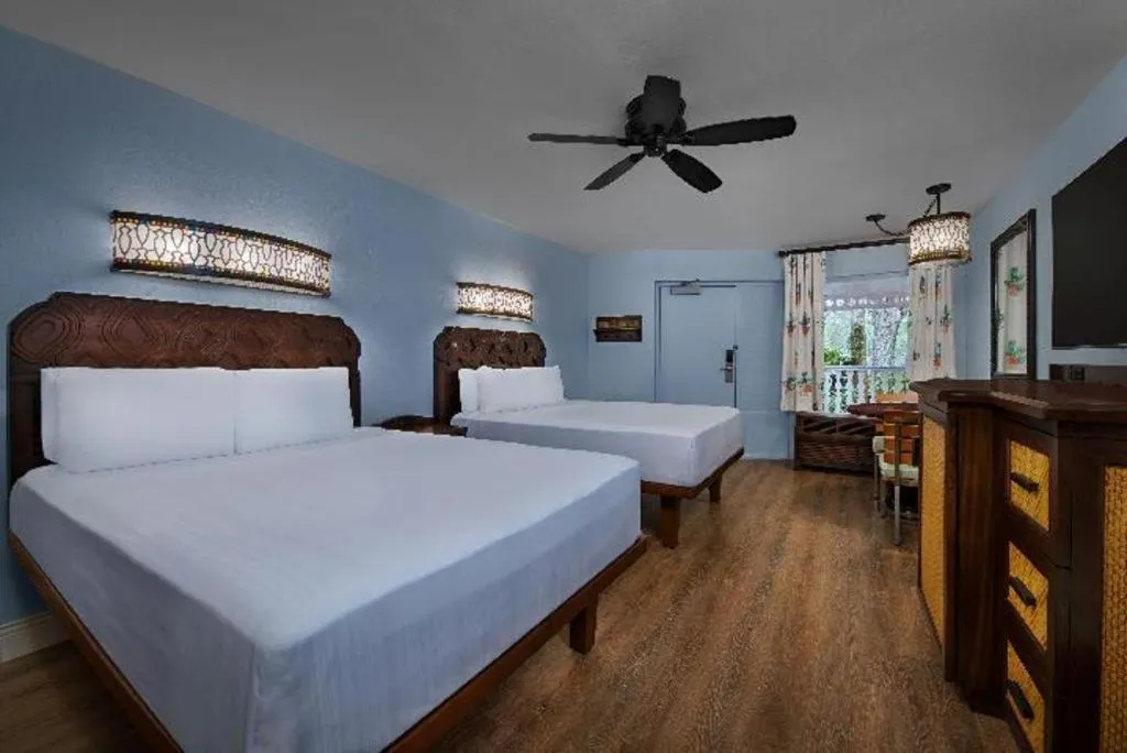 Bed in Disney's Caribbean Beach Resort