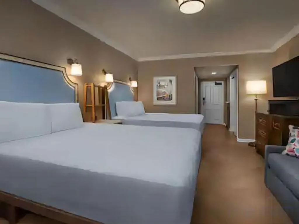 Bed in Disney's Beach Club Resort