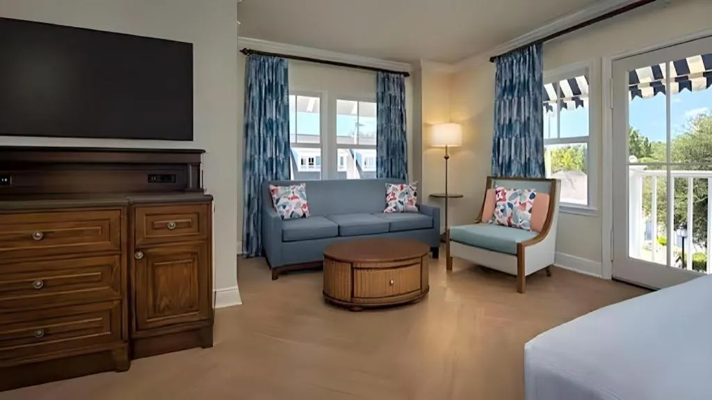 Bed in Disney's Beach Club Resort