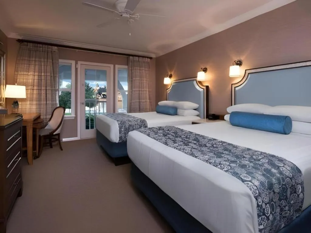 Bed in Disney's Beach Club Resort