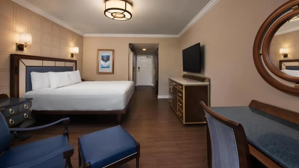 Bed in Disney's Yacht Club Resort