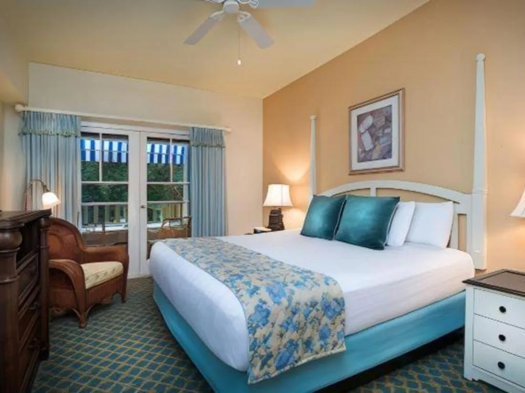 Bed in Disney's Boardwalk Inn