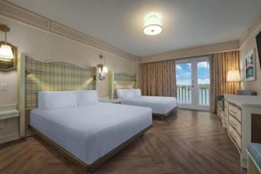 Bed in Disney's Boardwalk Inn