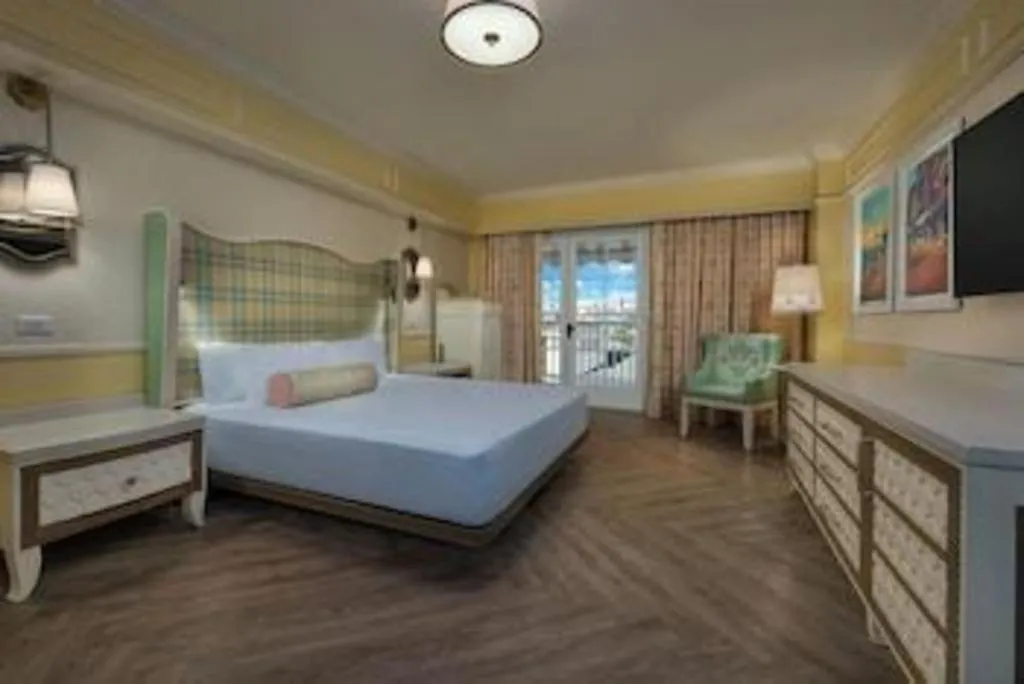 Bed in Disney's Boardwalk Inn