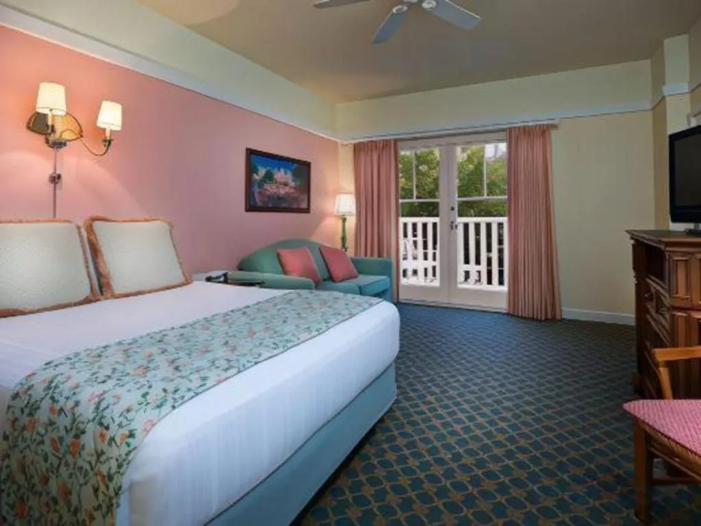 Bed in Disney's Boardwalk Inn