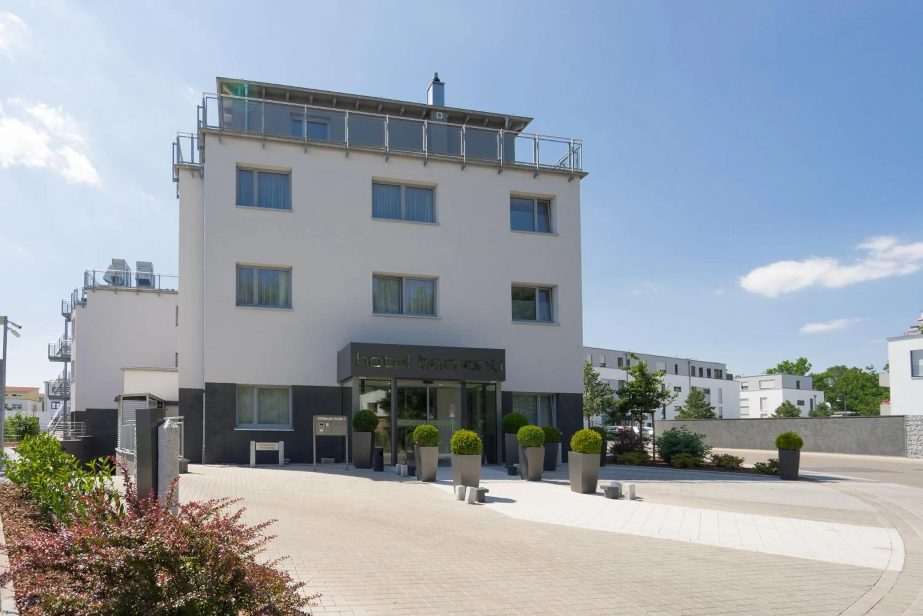 Facade/entrance in hotel bomonti Nürnberg West