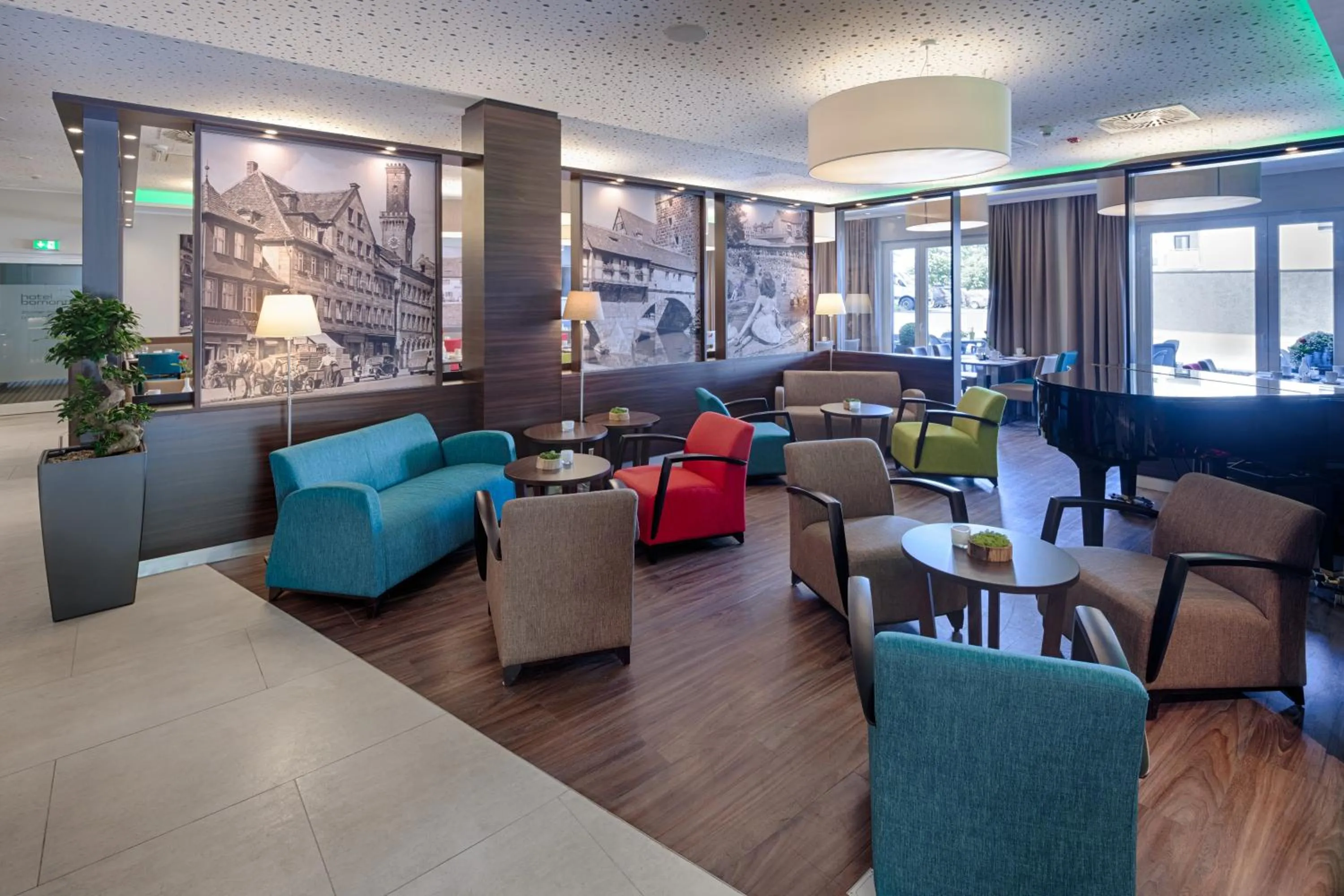 Lounge or bar in hotel bomonti Nürnberg West