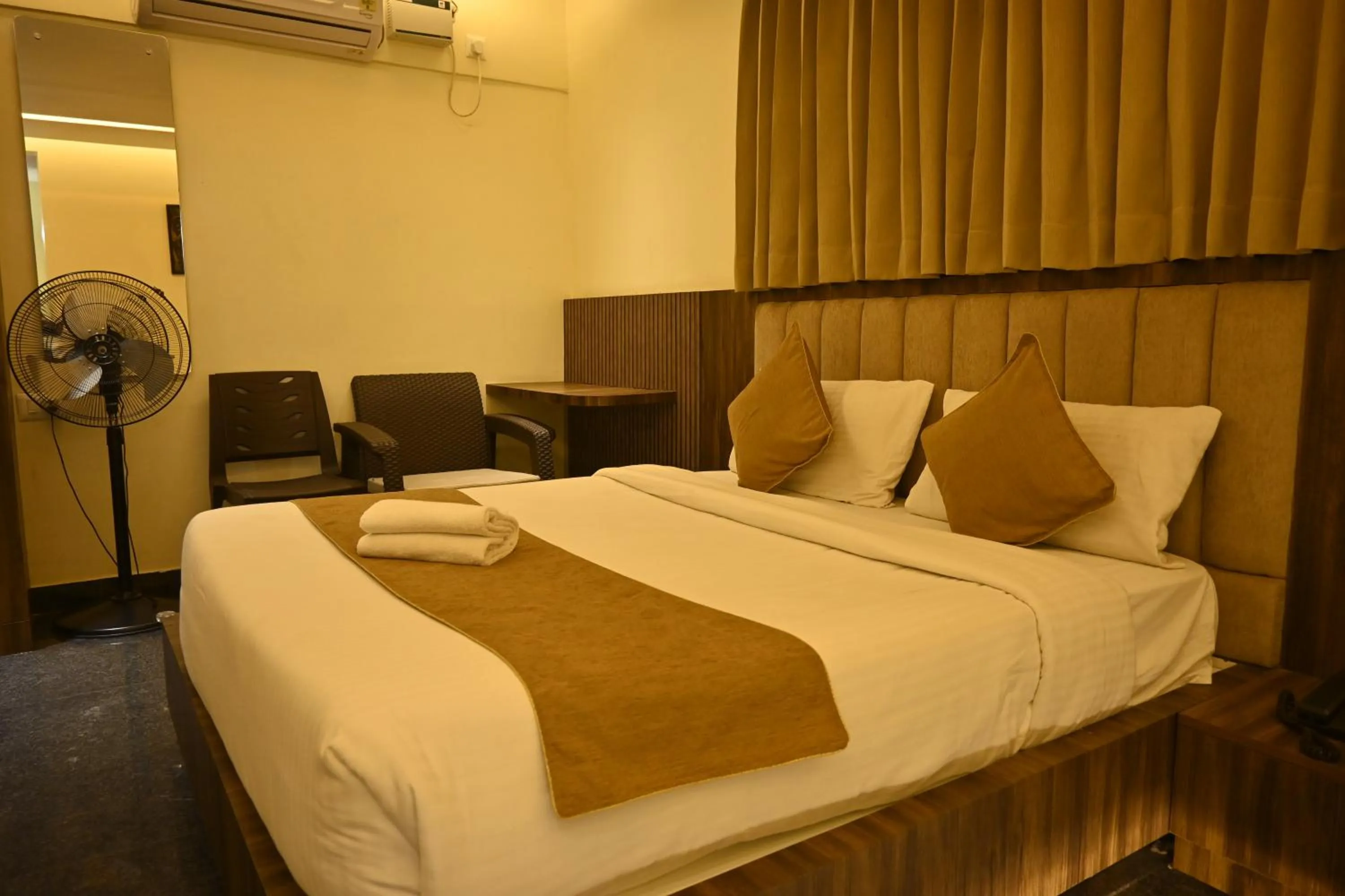 Bed in Suthanthira stay Inn
