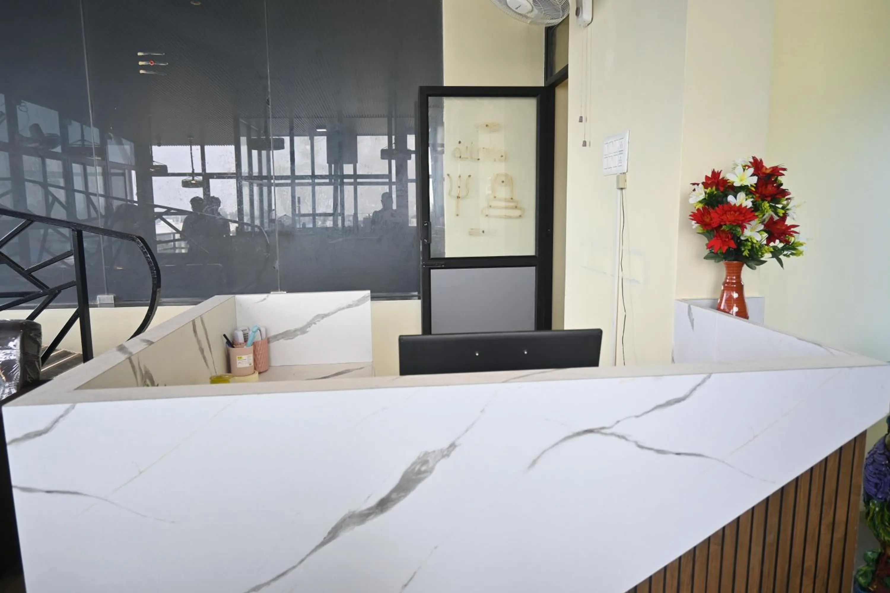 Spa and wellness centre/facilities, Bed in Suthanthira stay Inn