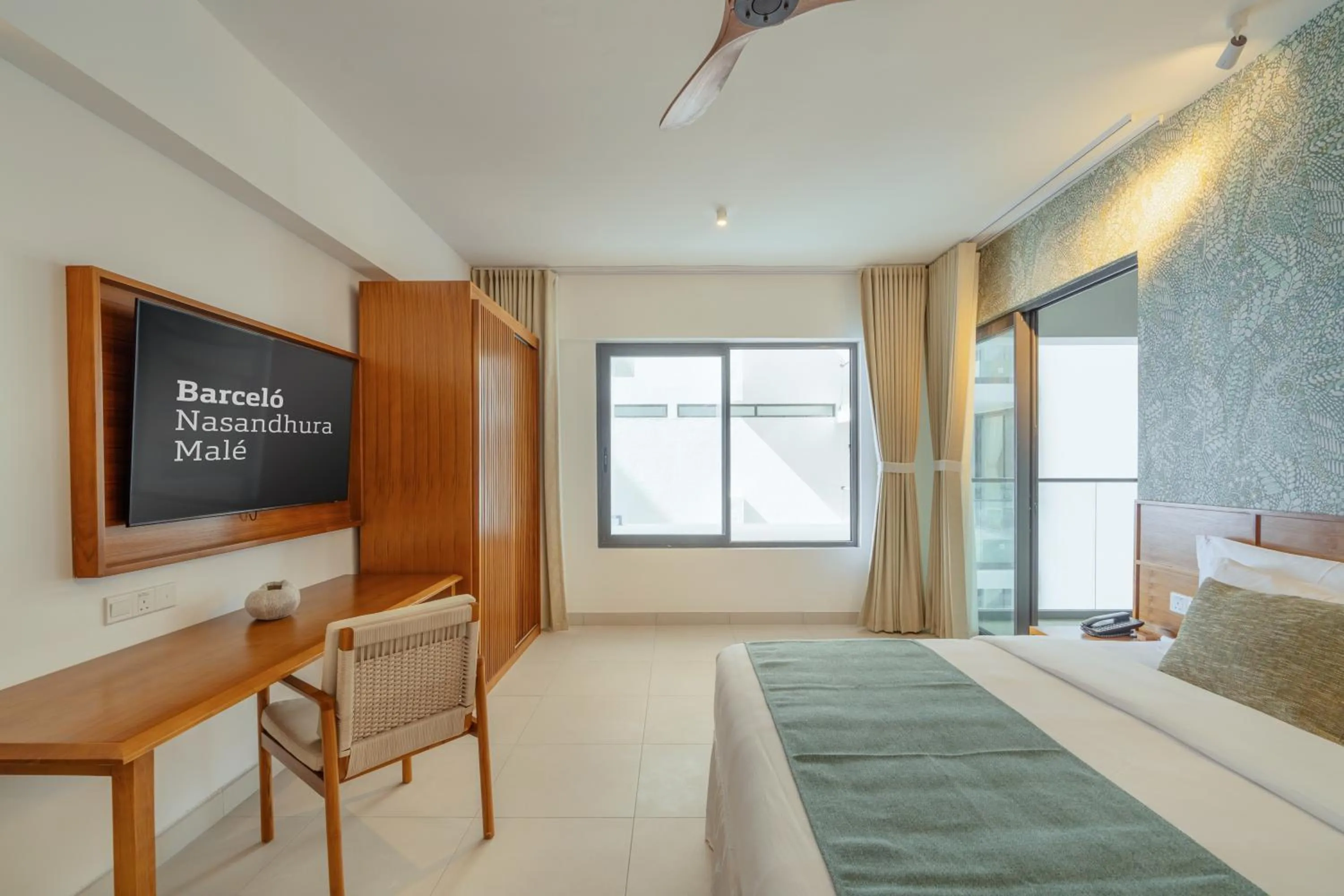 Bedroom, Bed in Barceló Nasandhura Male