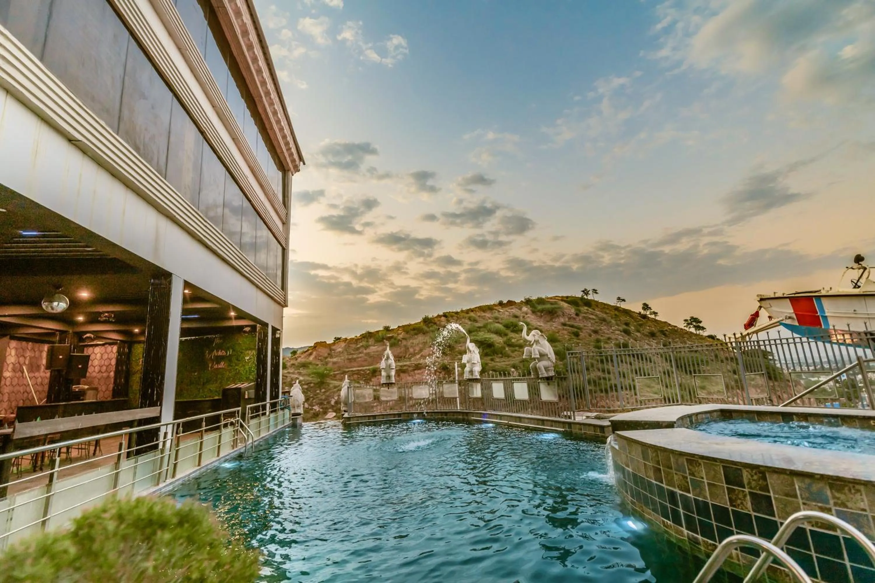 Swimming pool in Clarks Resort , Ajmer