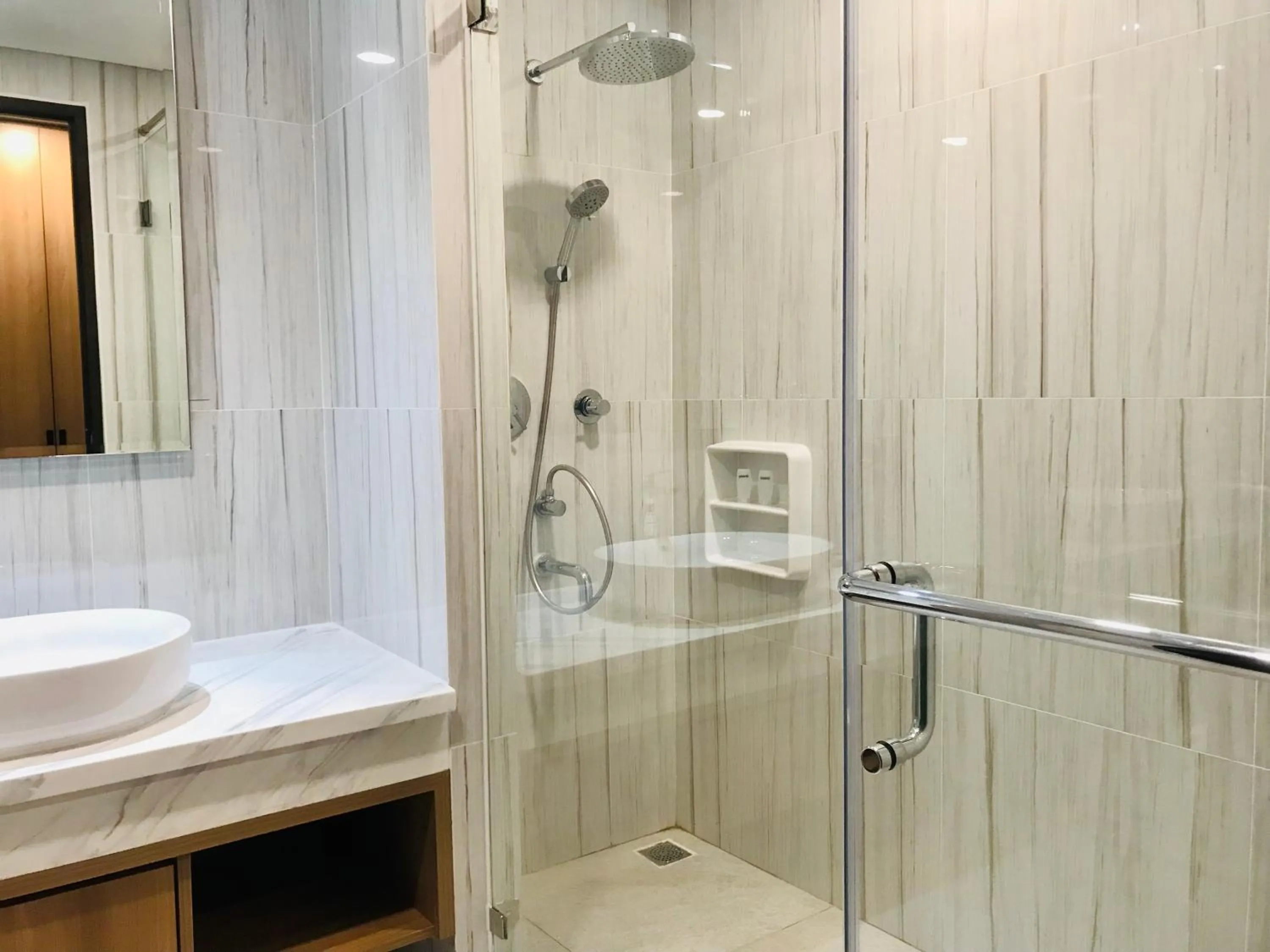 Bathroom in Labersa Hotel & Convention Center Samosir