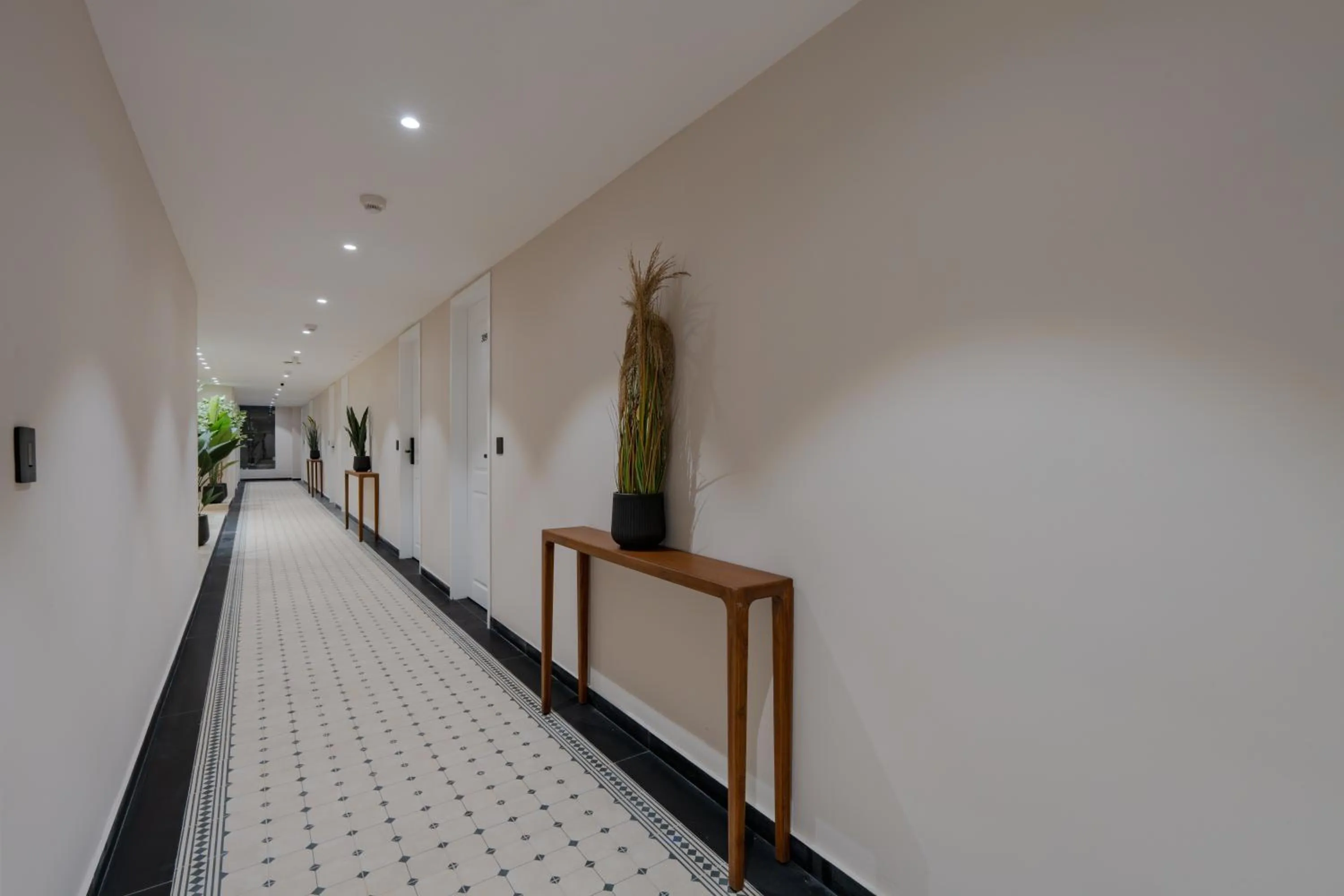 Hotel The Grand Suites