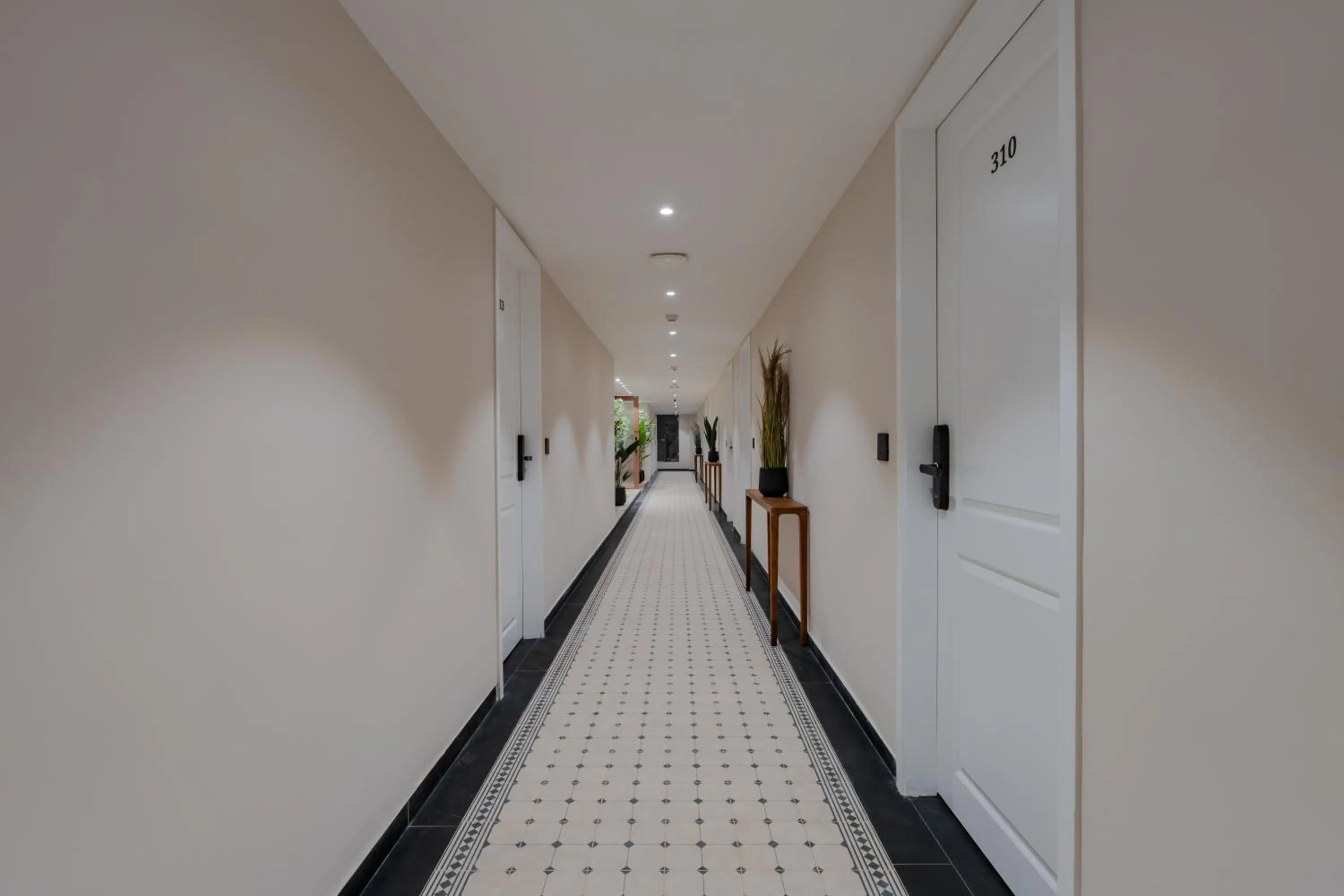 Hotel The Grand Suites