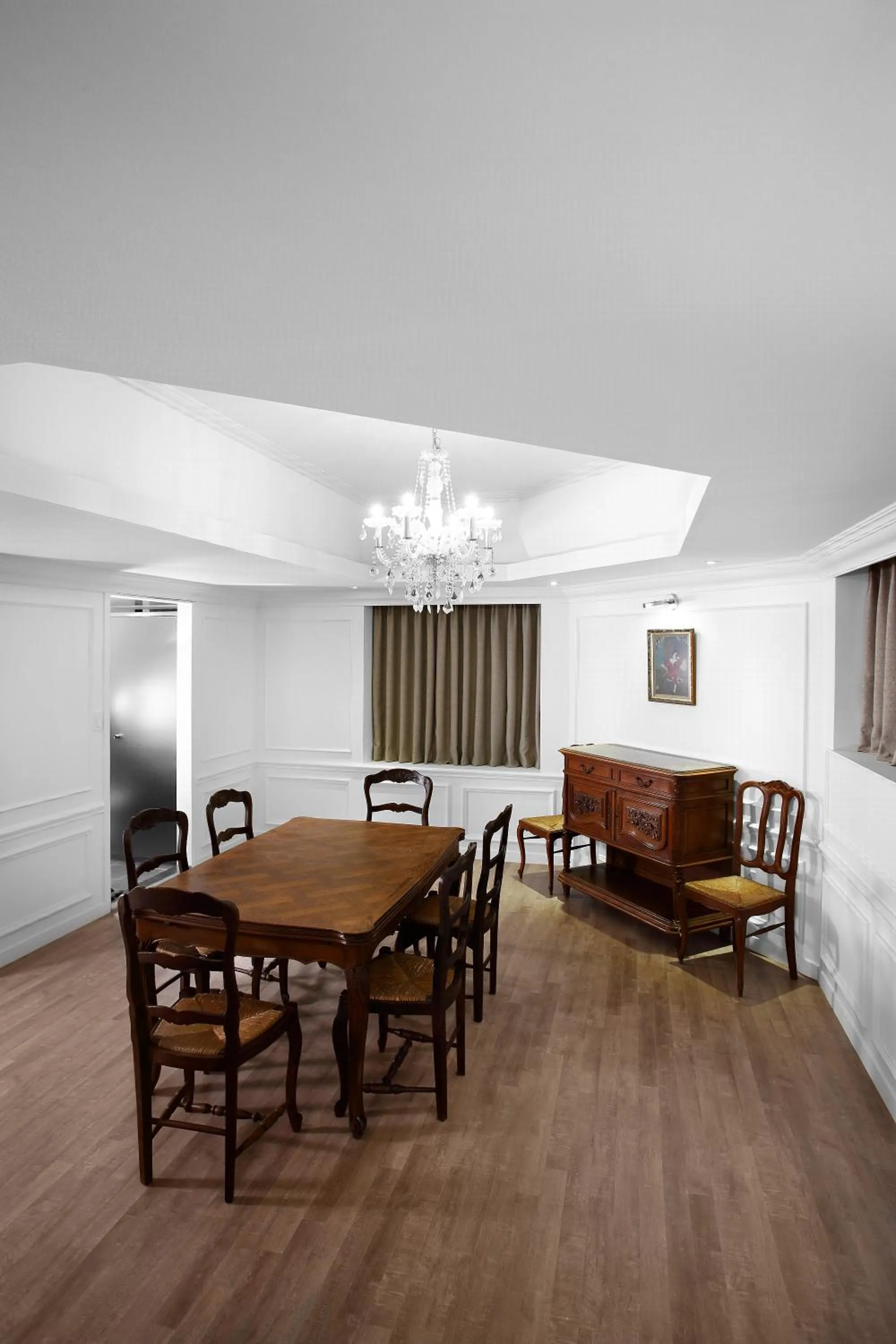 Dining area in Hillside Hotel