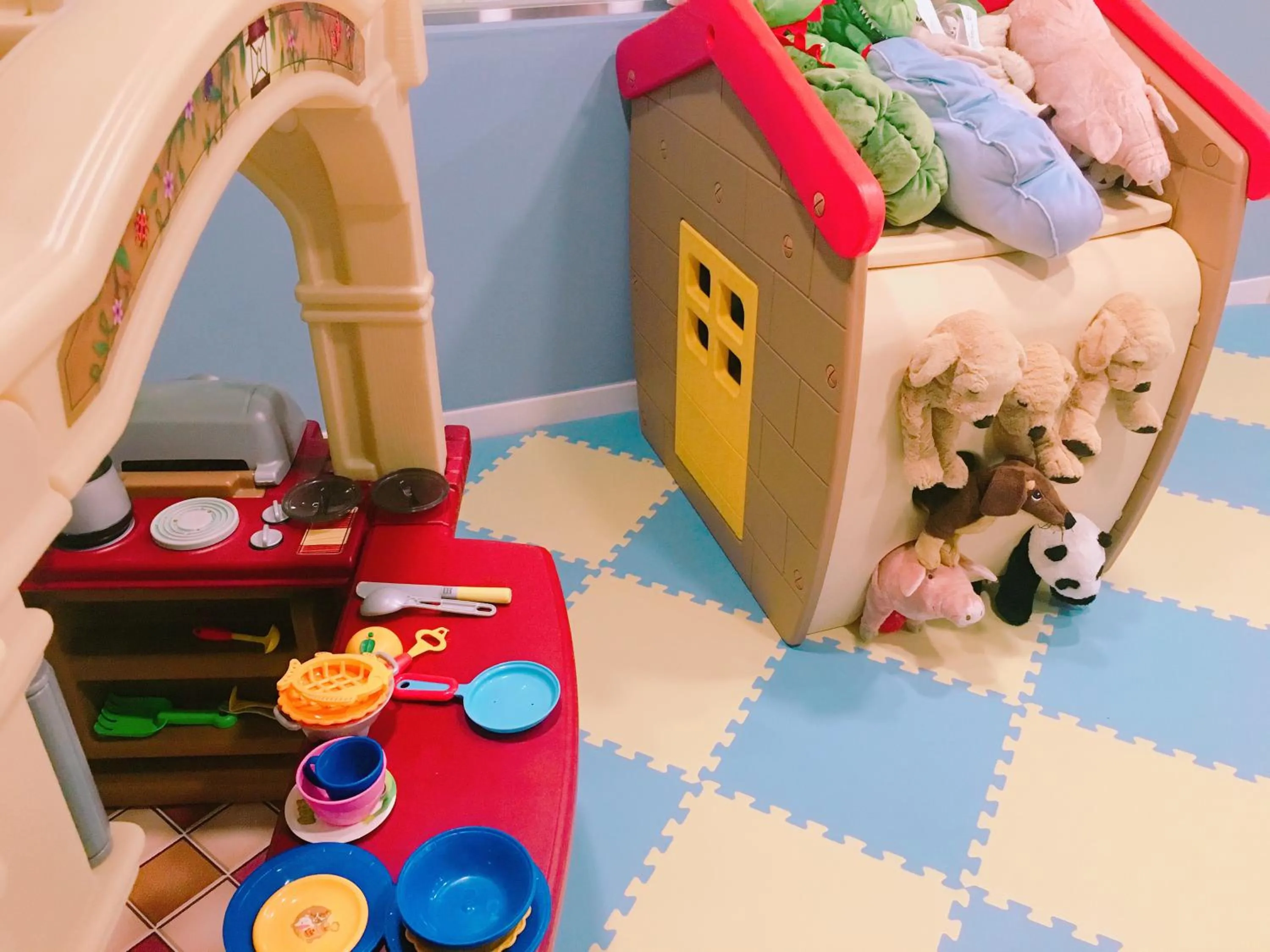 Bed in Hillside Hotel