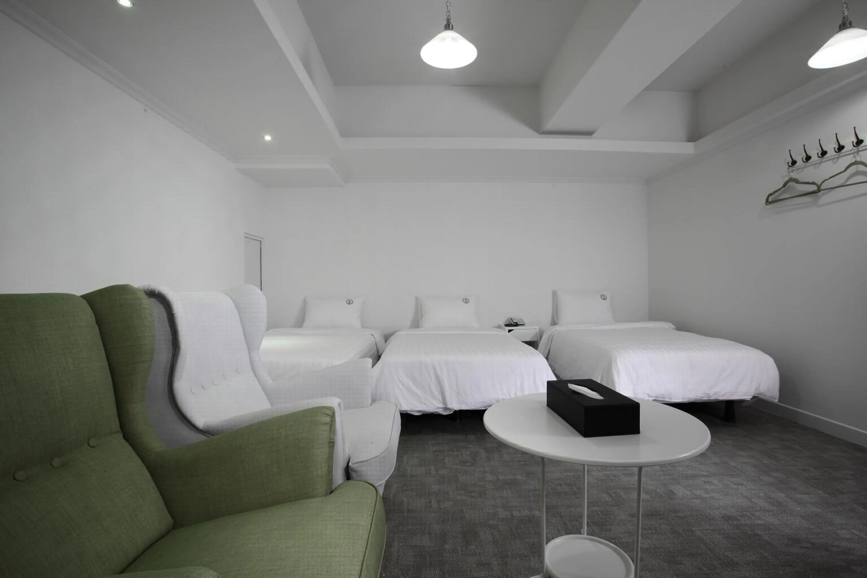 Photo of the whole room in Hillside Hotel