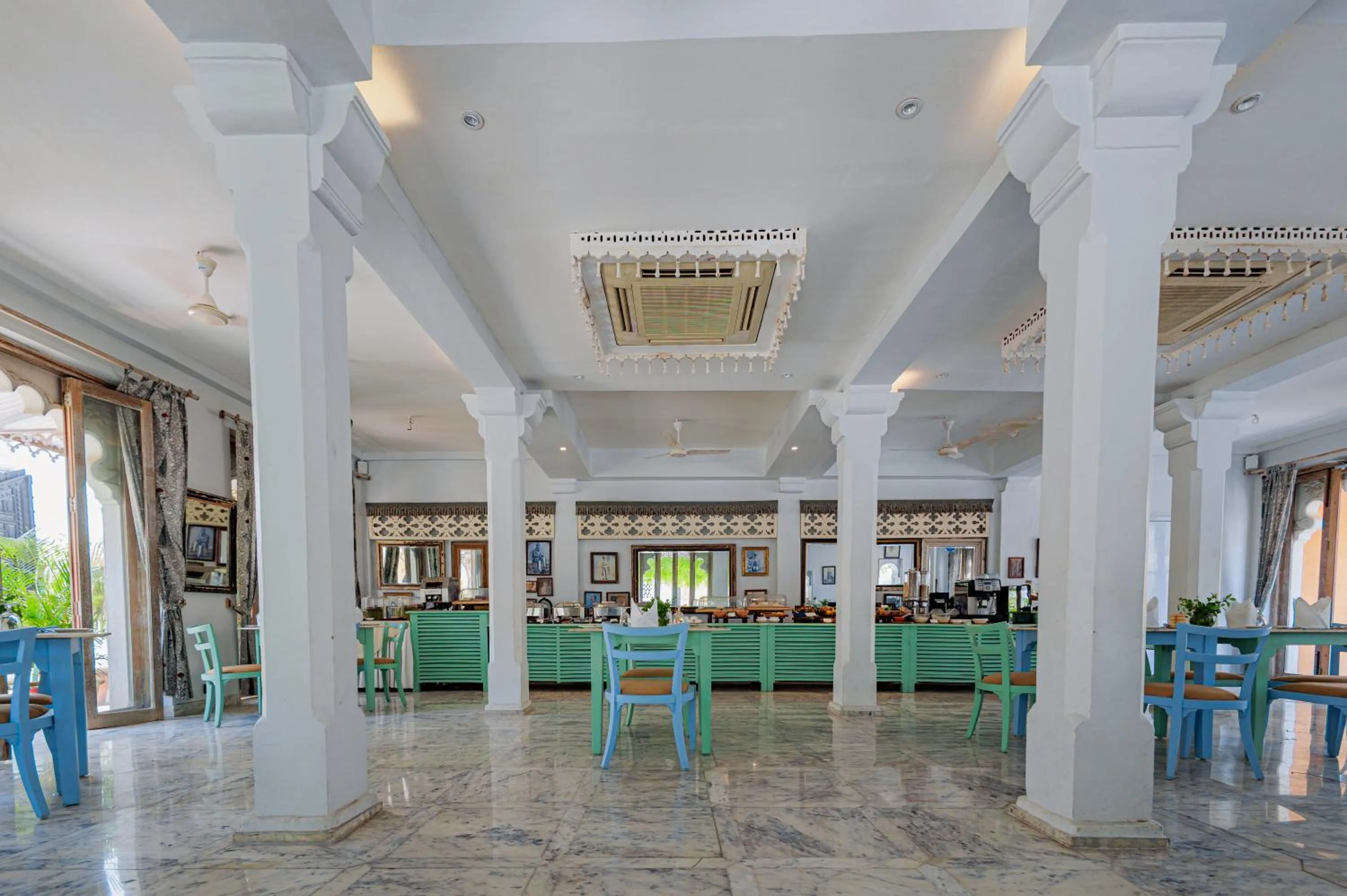 Restaurant/places to eat in The Rawla Narlai - A Luxury Heritage Stay in Leopard Country