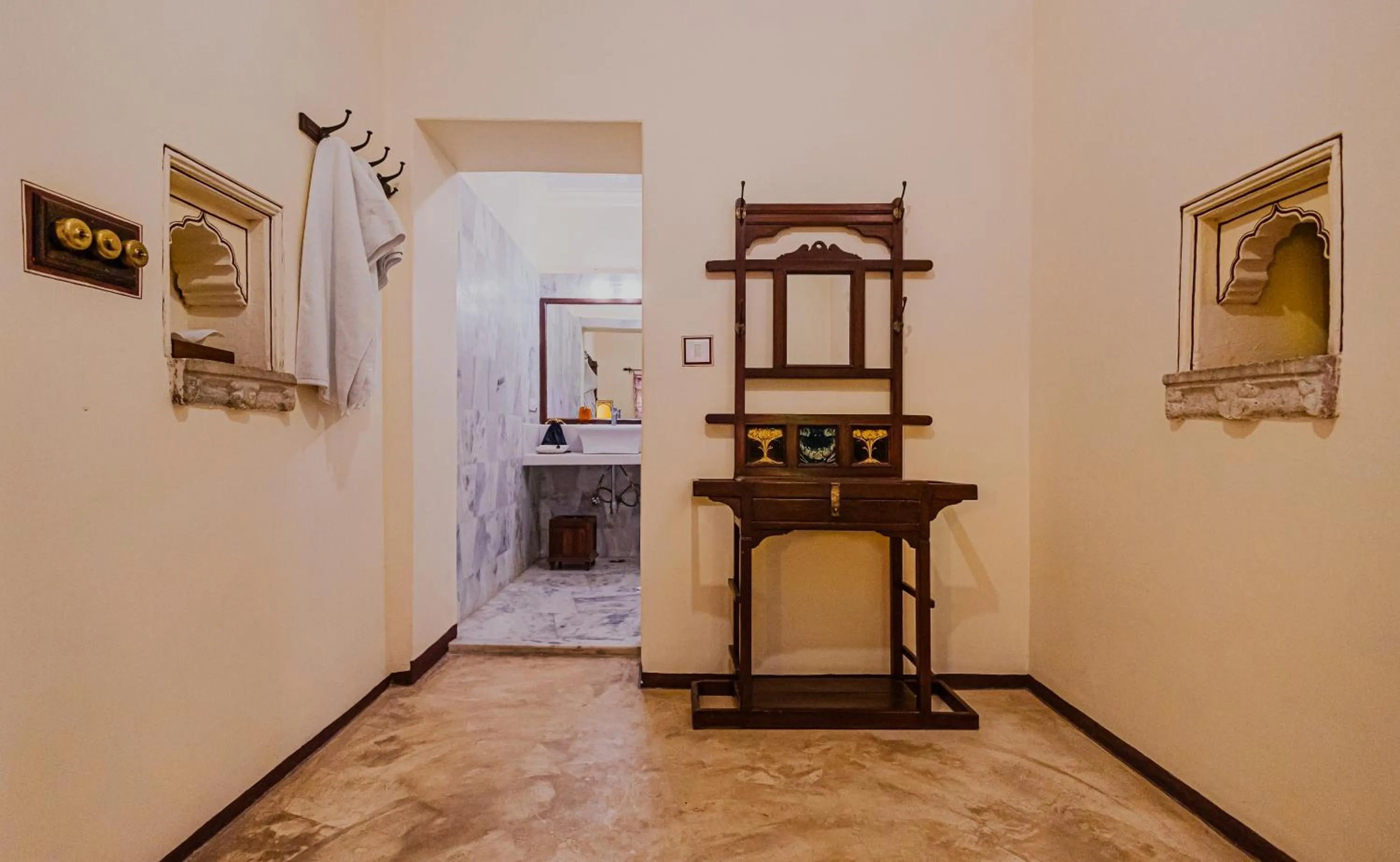 Bathroom in The Rawla Narlai - A Luxury Heritage Stay in Leopard Country