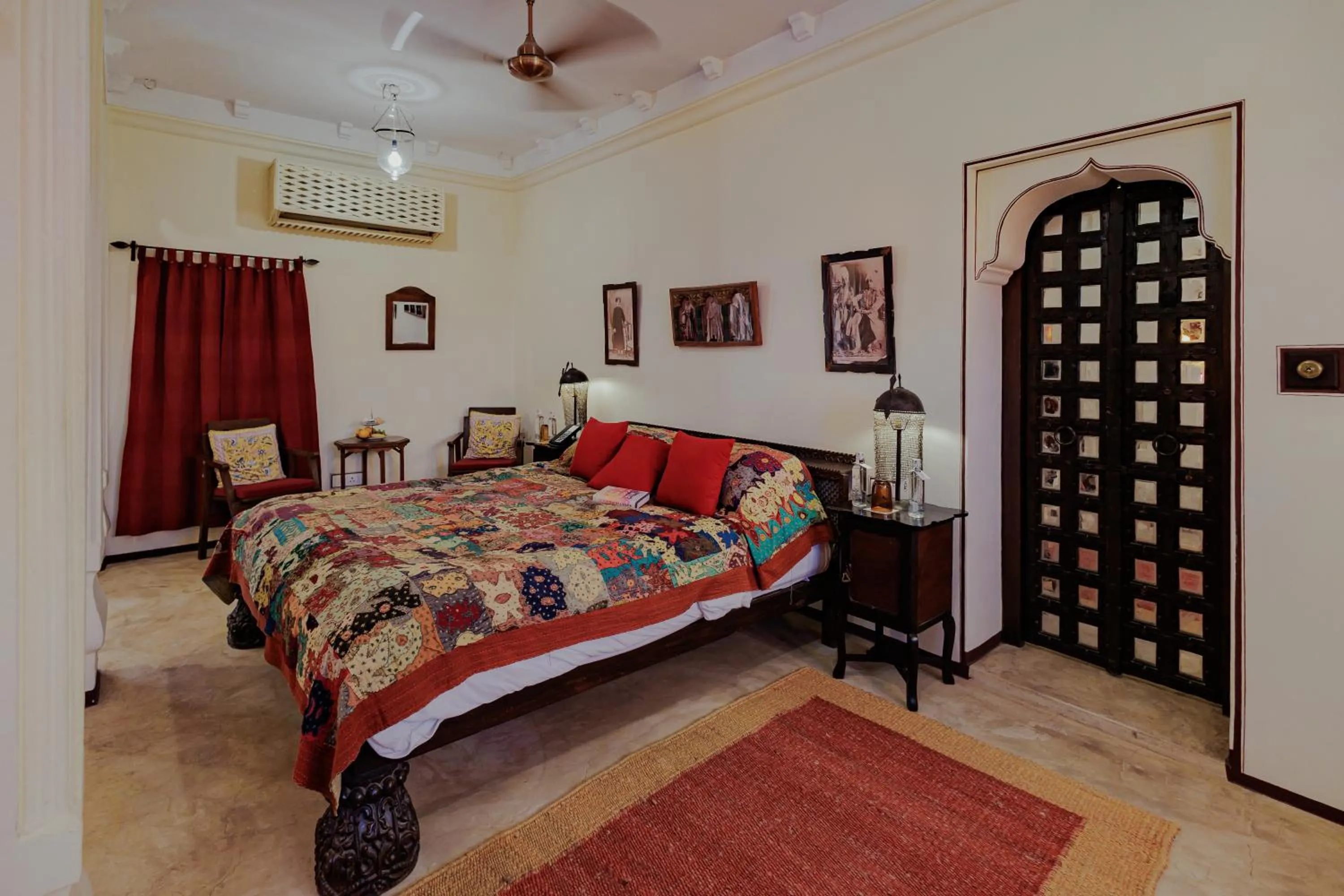 Bed in The Rawla Narlai - A Luxury Heritage Stay in Leopard Country