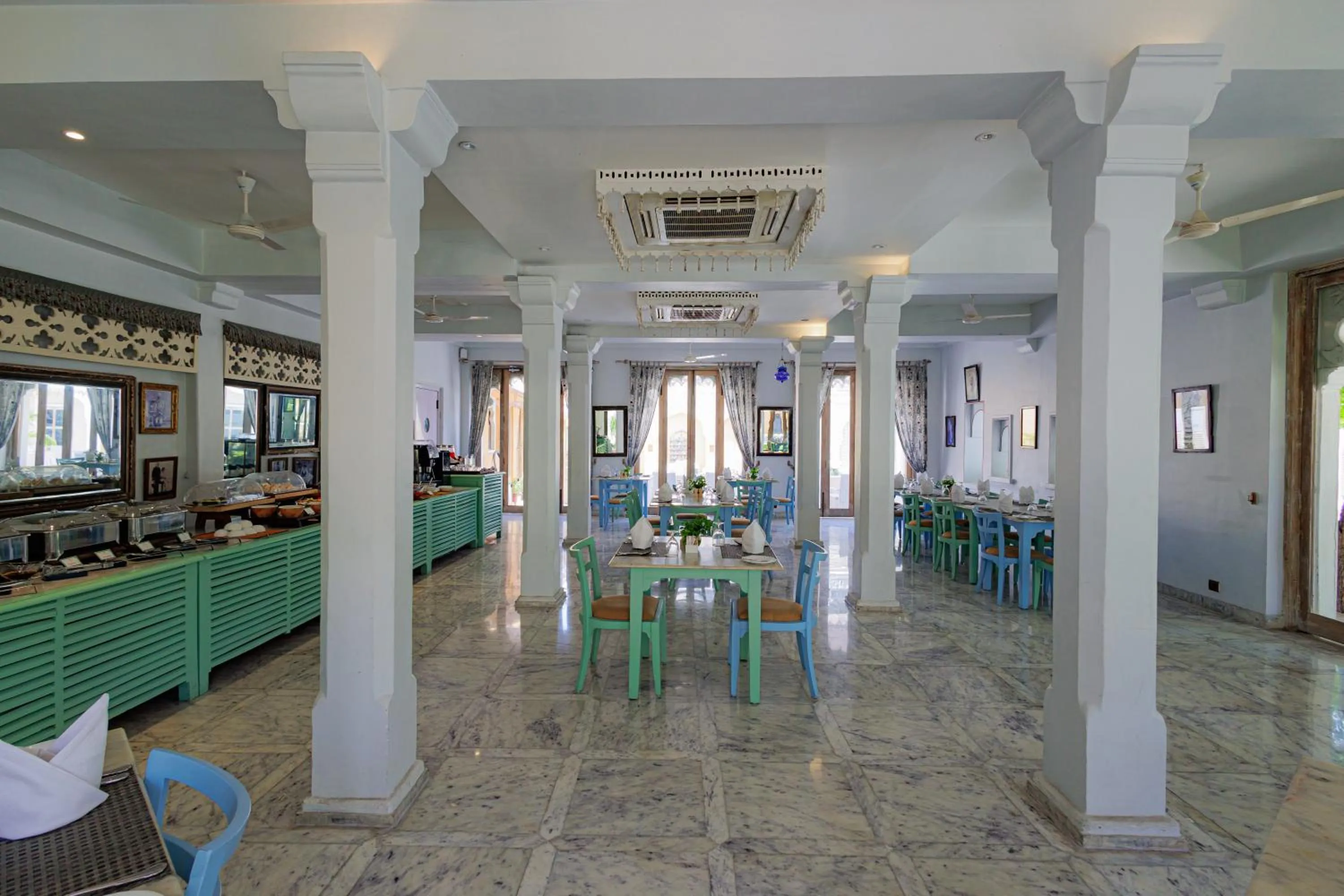Restaurant/places to eat in The Rawla Narlai - A Luxury Heritage Stay in Leopard Country