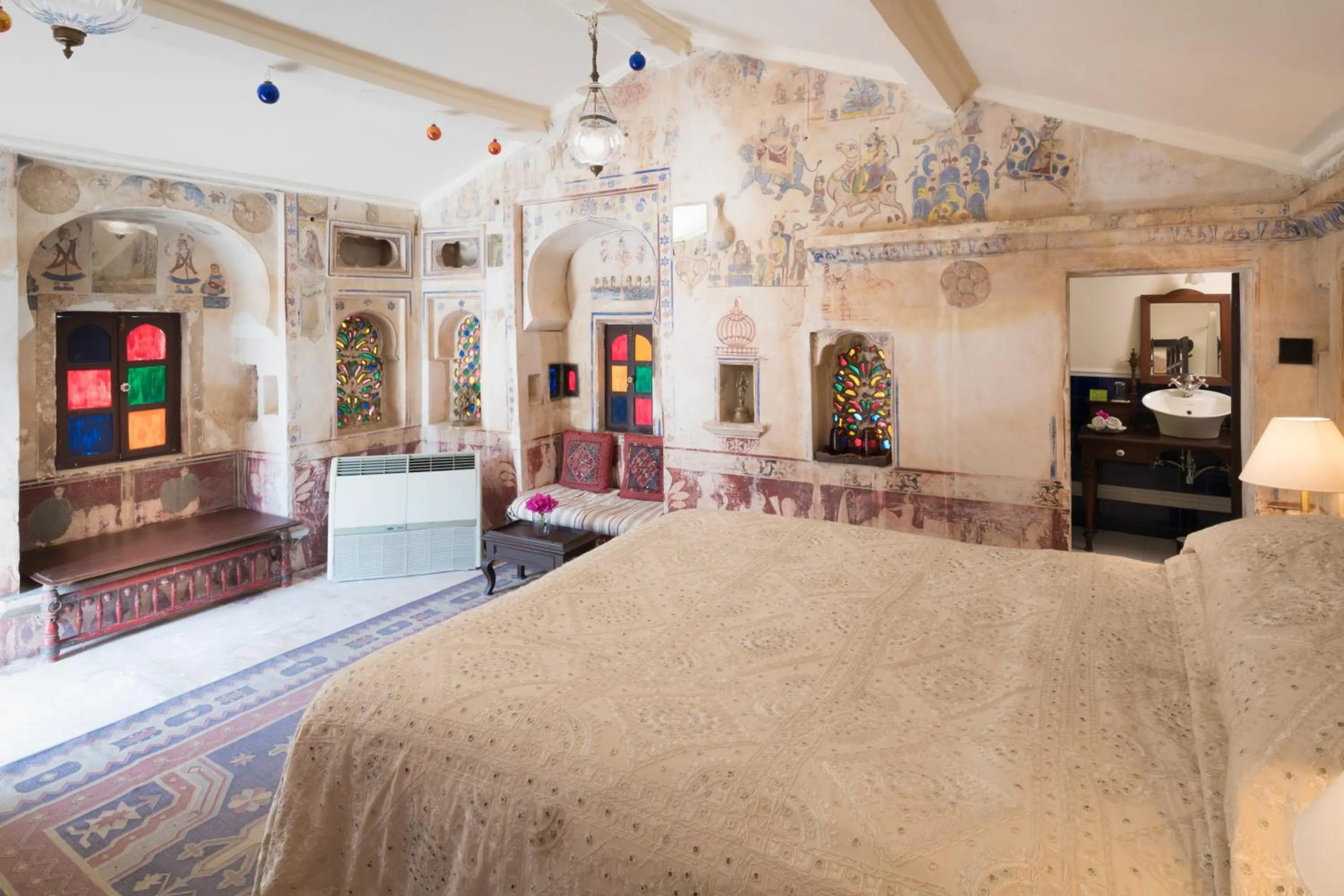 Bed in The Rawla Narlai - A Luxury Heritage Stay in Leopard Country