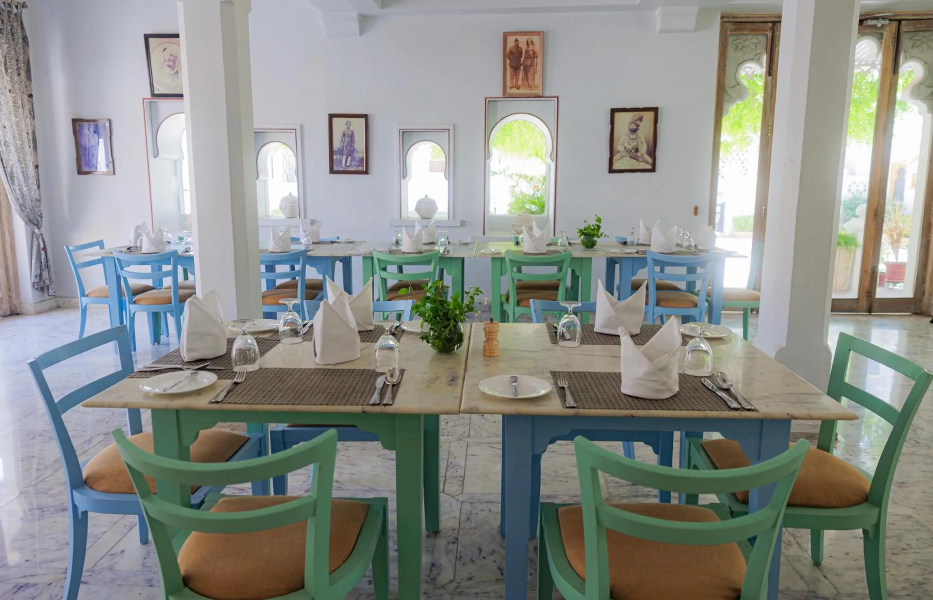 Restaurant/places to eat in The Rawla Narlai - A Luxury Heritage Stay in Leopard Country