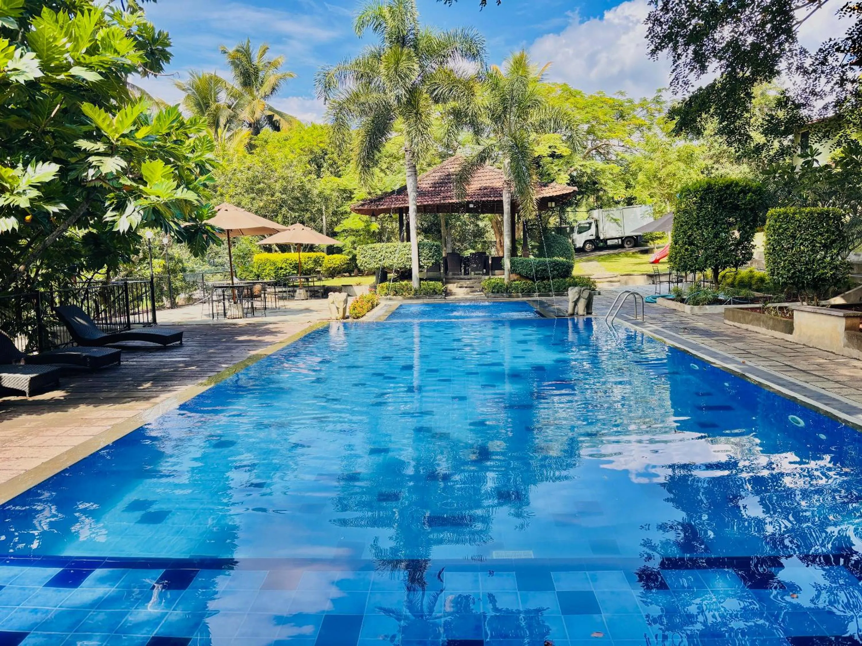 Pool view in Serendip Stone Hotel and Bungalow