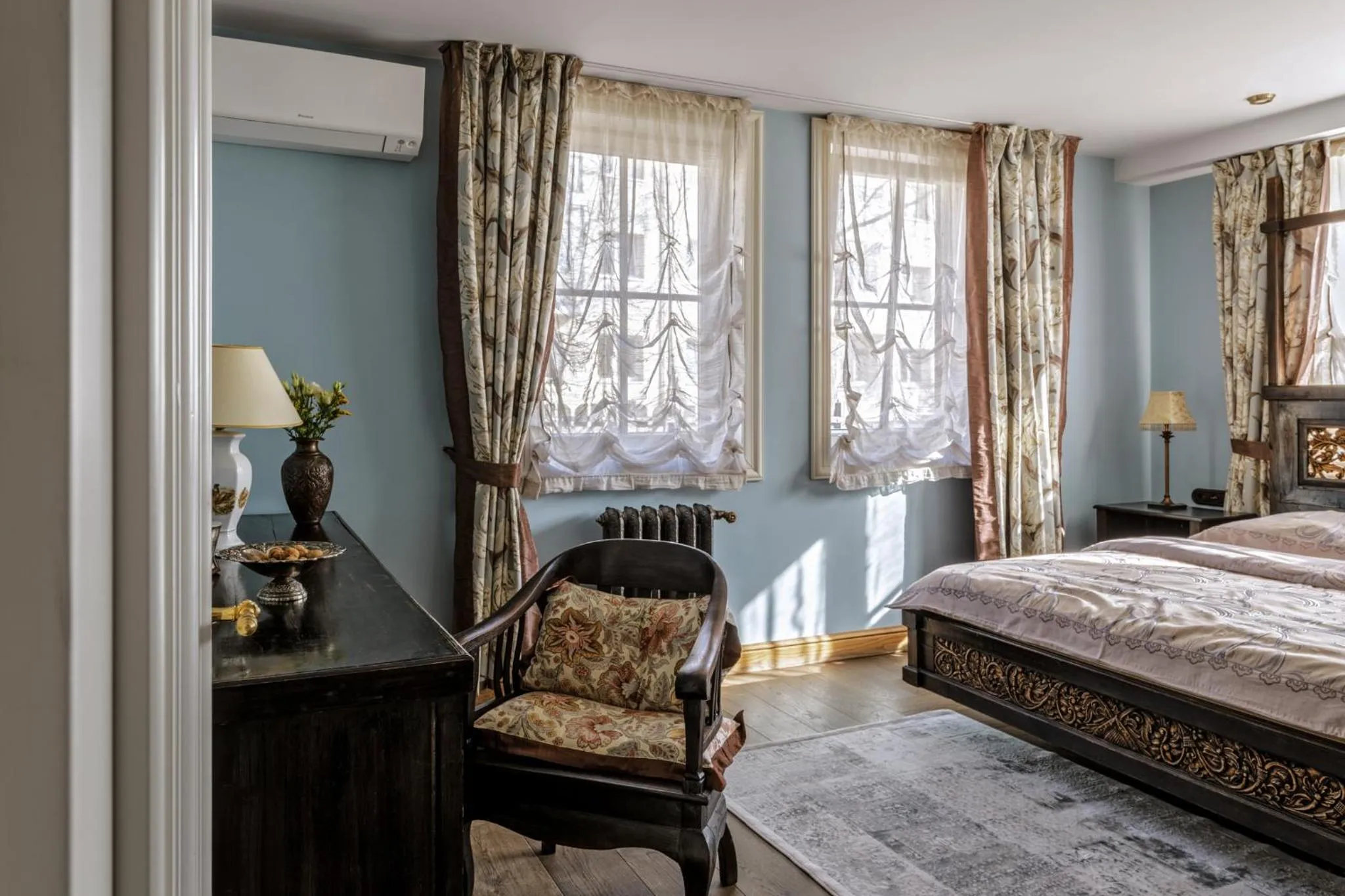 Photo of the whole room, Bed in Argo Trakai