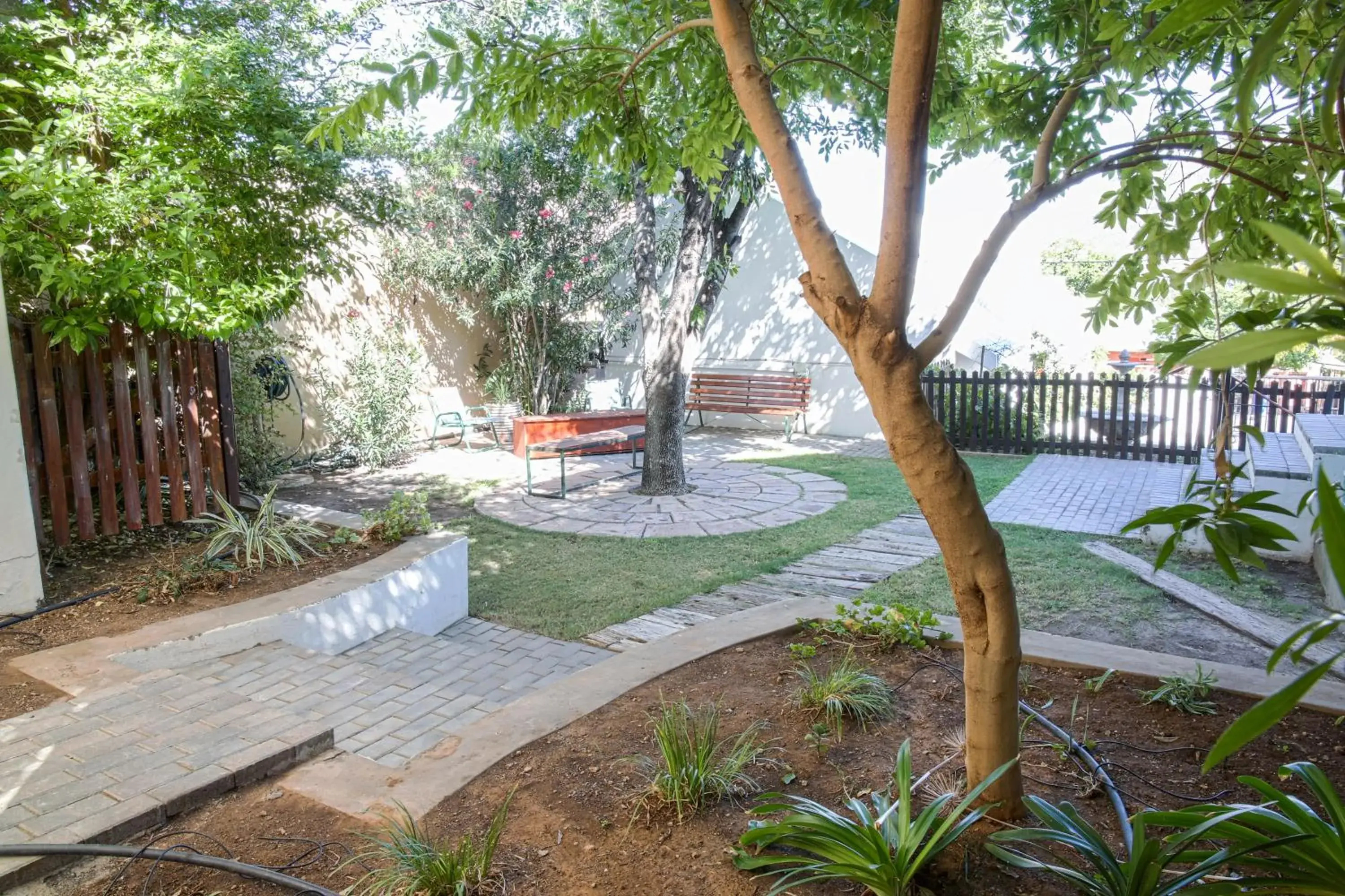 Deluxe Double Room with Bath - single occupancy in Queen Manor Boutique Guest House Deluxe Double Room with Bath - single occupancy in Queen Manor Boutique Guest House