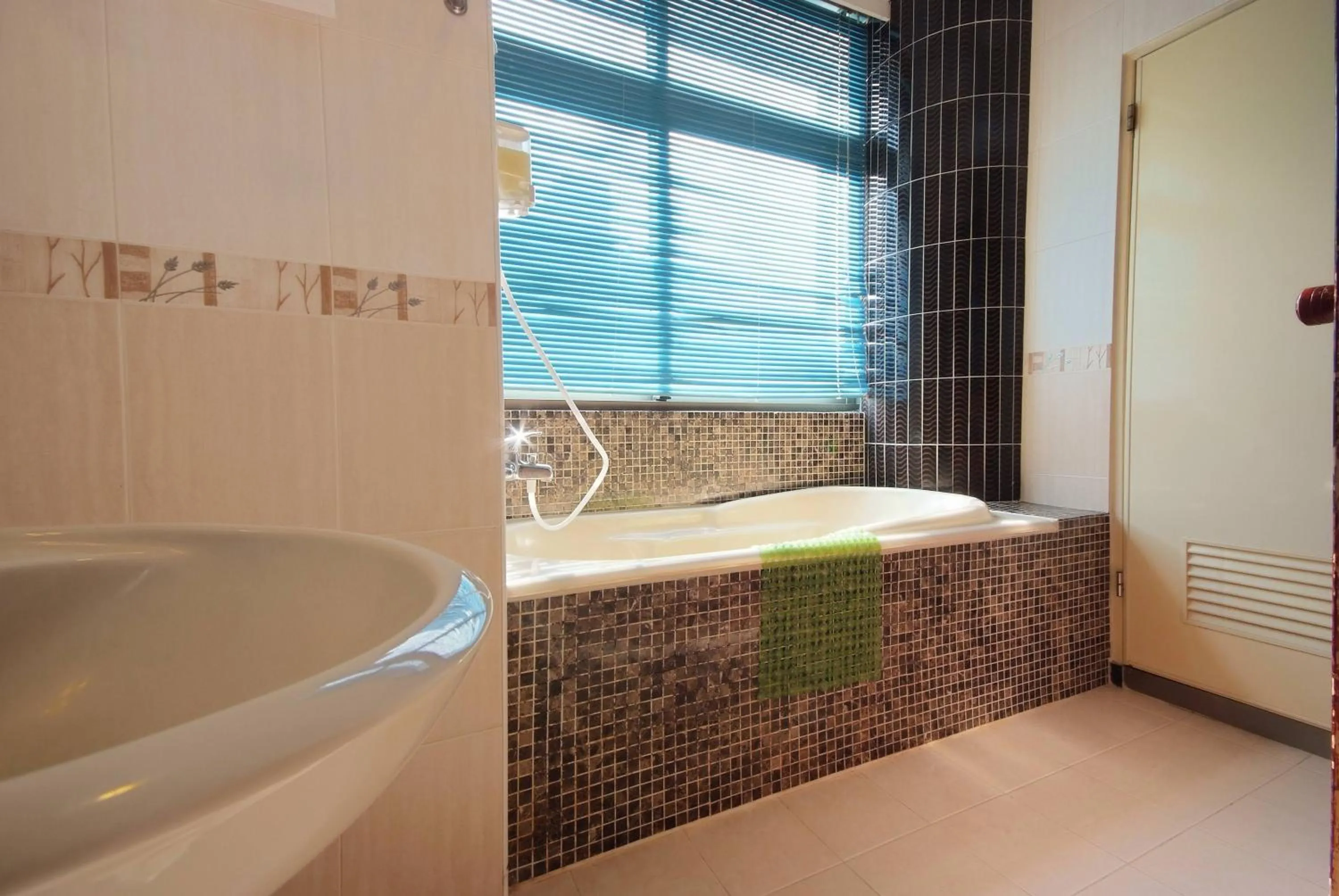 Bathroom in Chiao Yuan Hotel