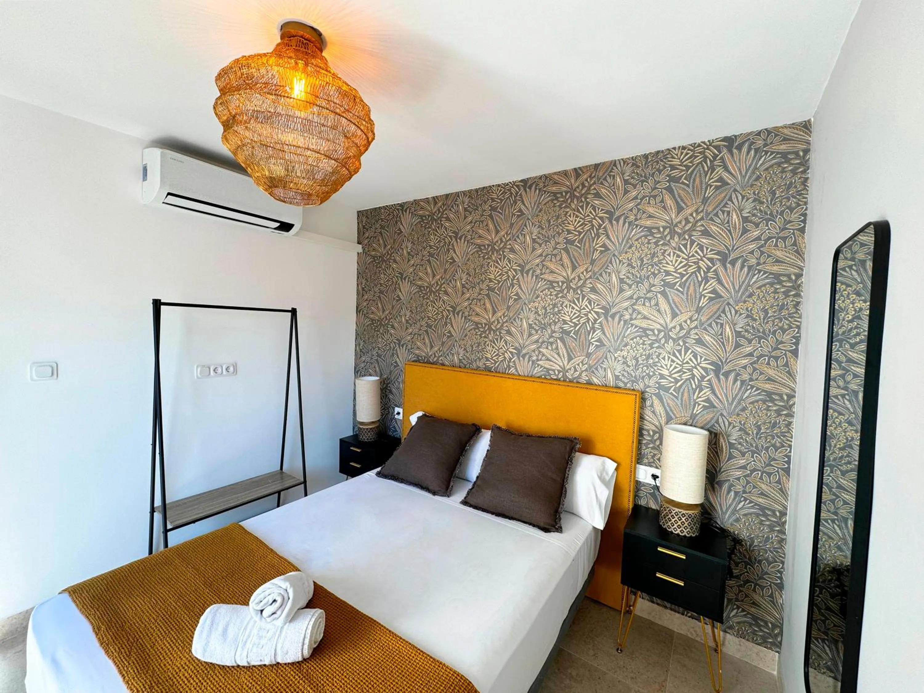 Bed in Apartamentos Plaza San Agustín 3000