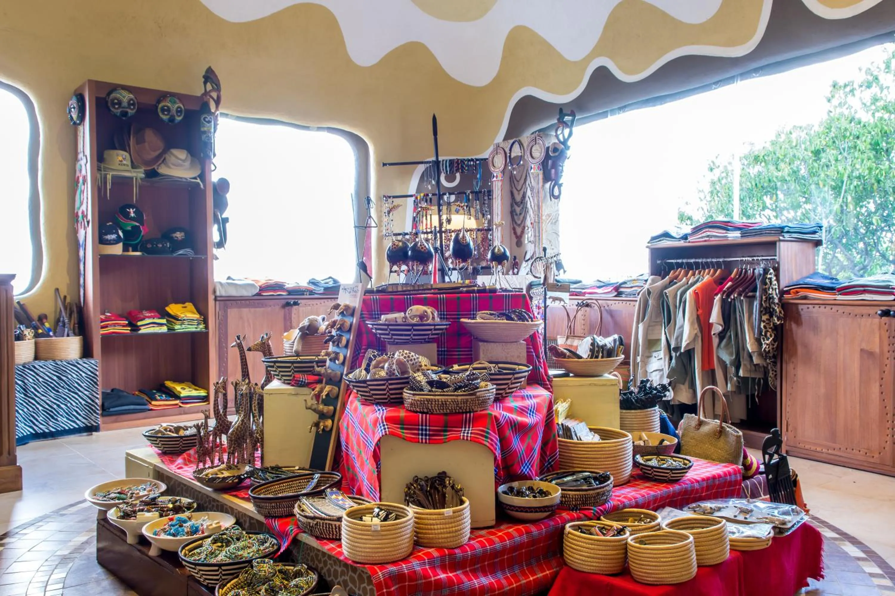 On-site shops in Mara Serena Safari Lodge