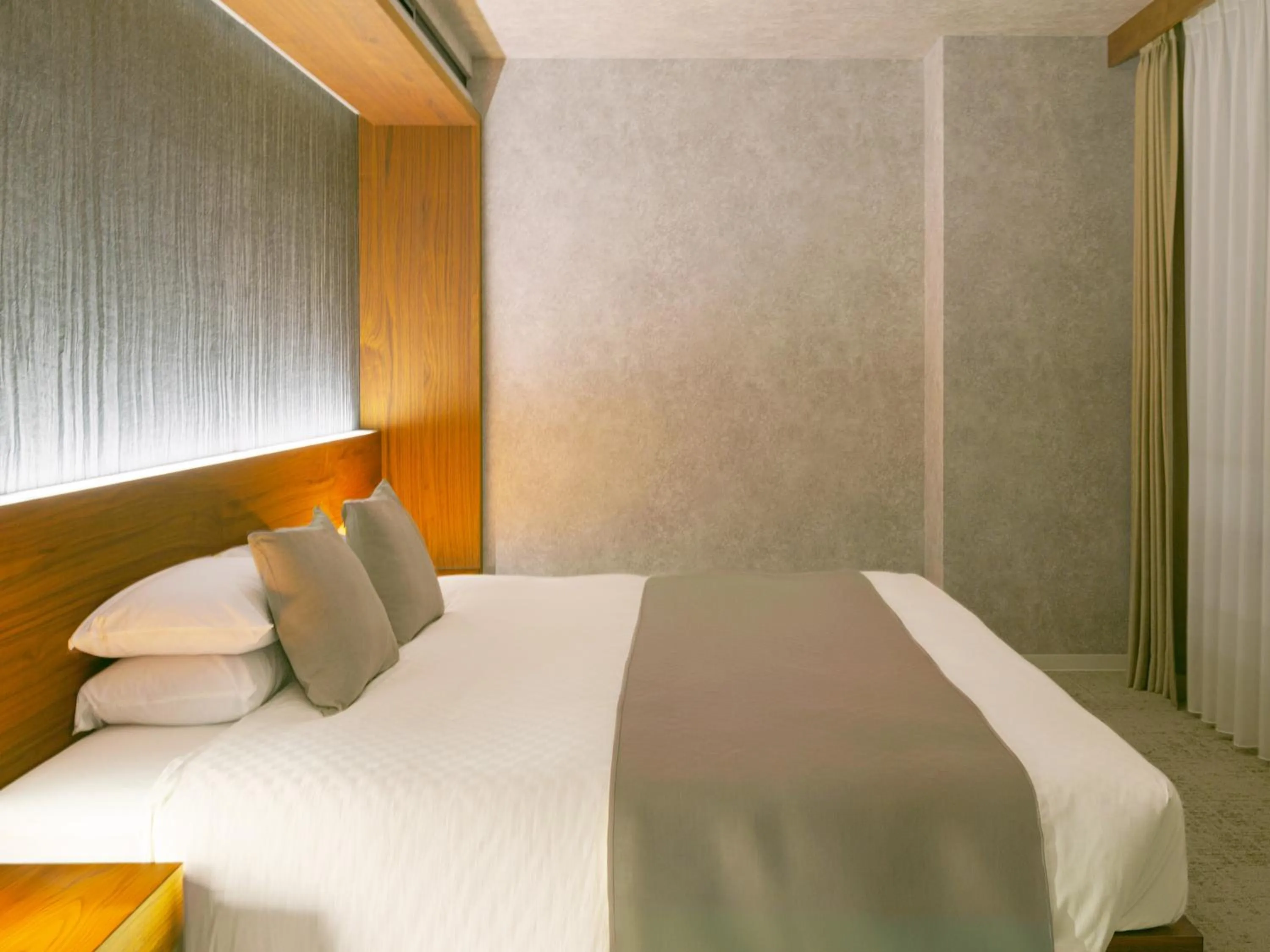 Bed in Kumamoto Hotel Castle