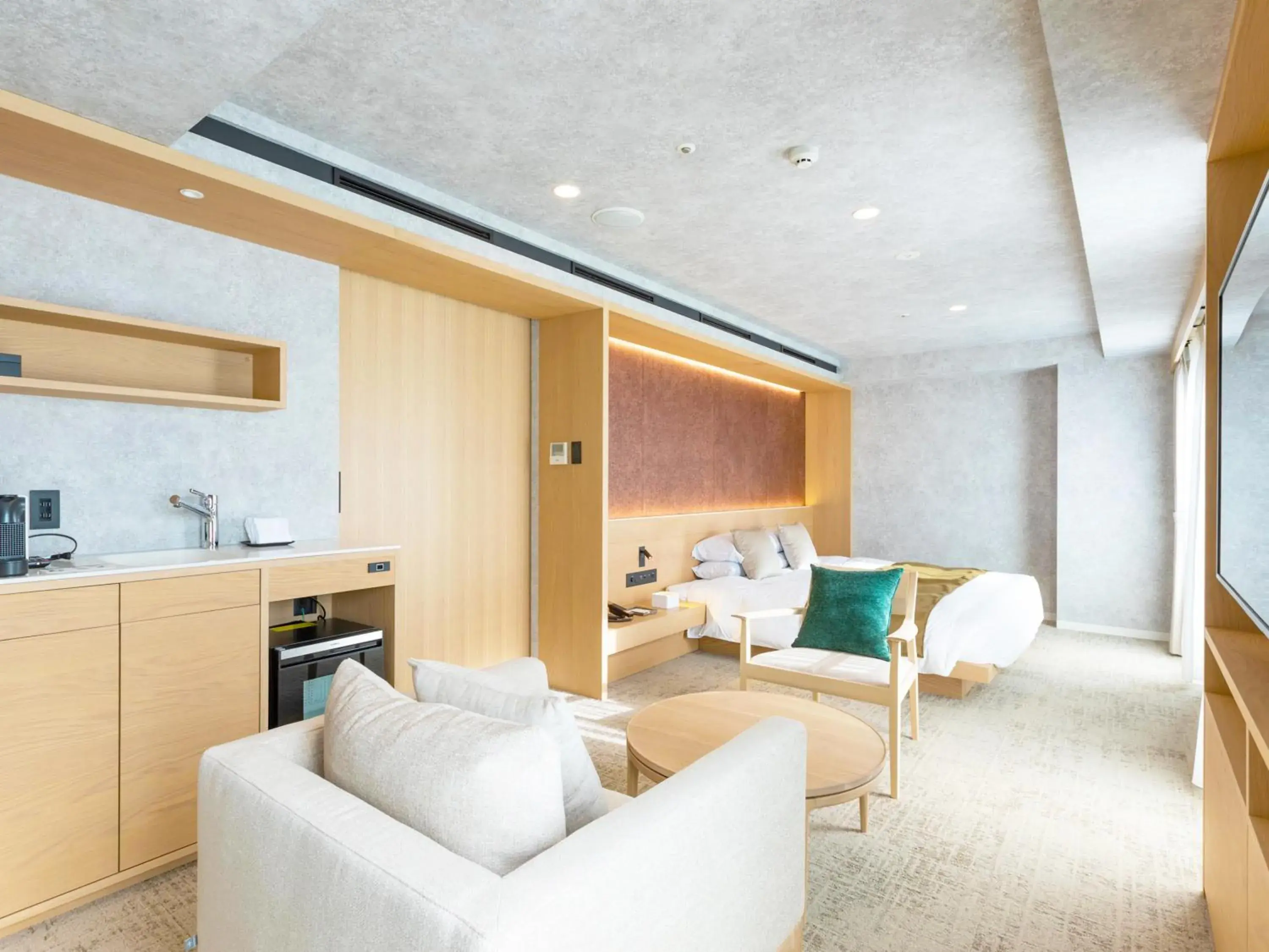 Deluxe King Double Room with City View in Kumamoto Hotel Castle Deluxe King Double Room with City View in Kumamoto Hotel Castle