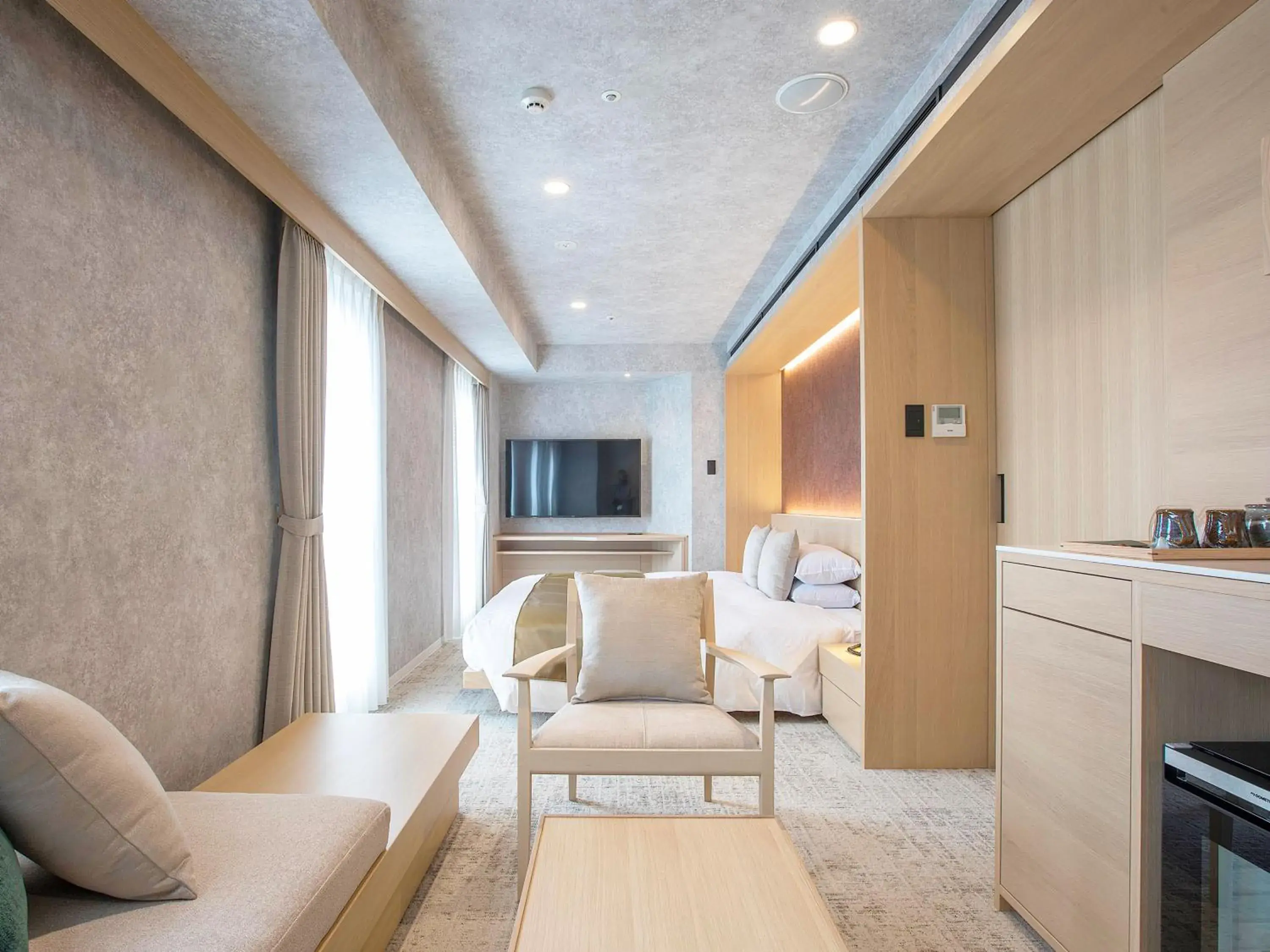 Deluxe Queen Double Room with City View in Kumamoto Hotel Castle Deluxe Queen Double Room with City View in Kumamoto Hotel Castle