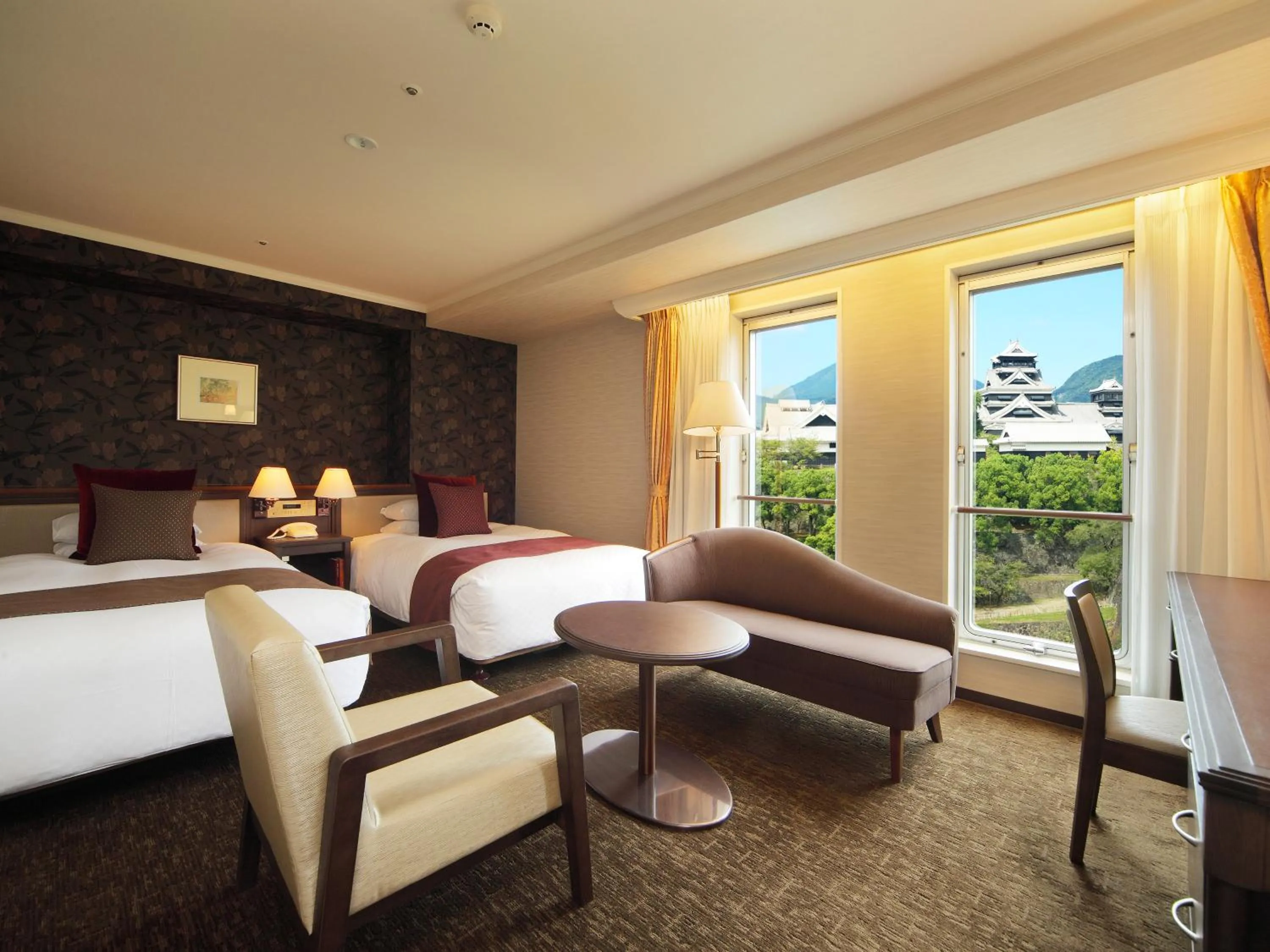 View (from property/room), Bed in Kumamoto Hotel Castle