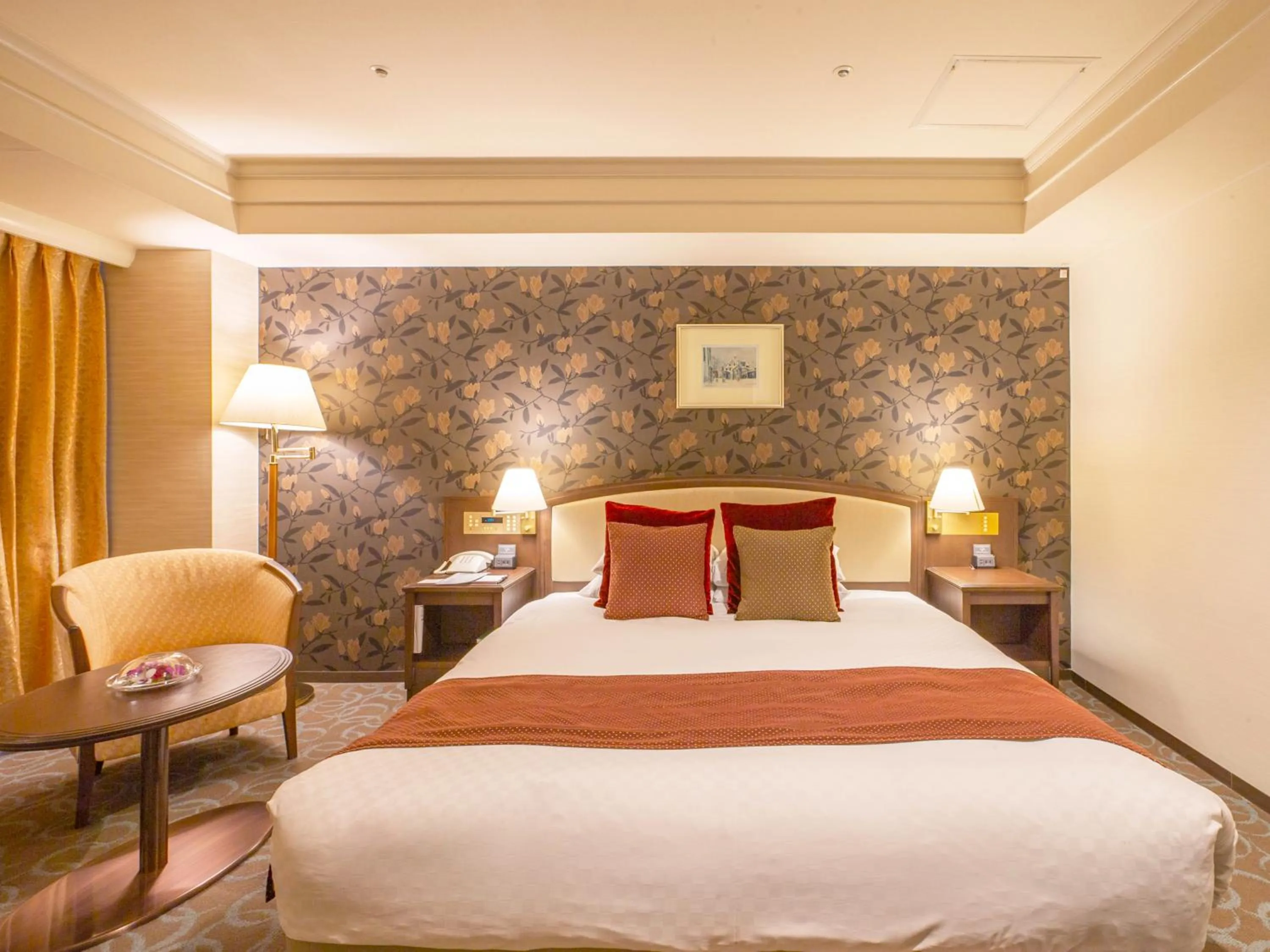 Bedroom, Bed in Kumamoto Hotel Castle