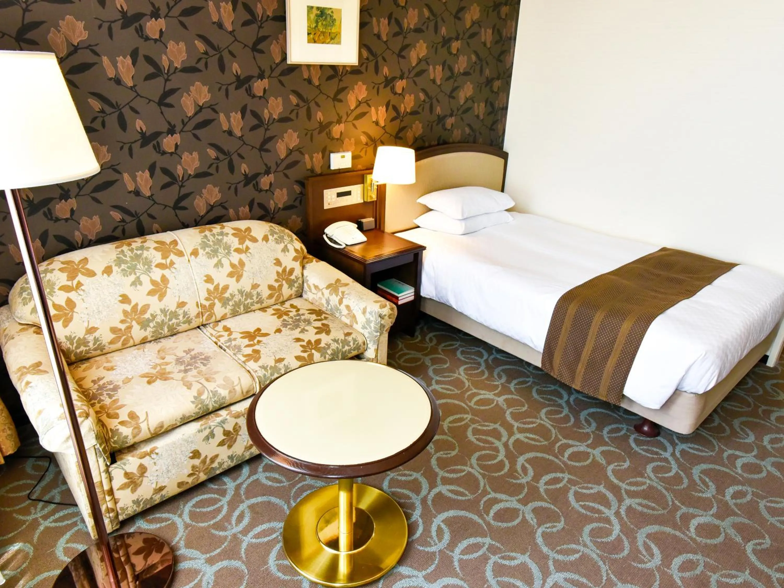 furniture, Bed in Kumamoto Hotel Castle