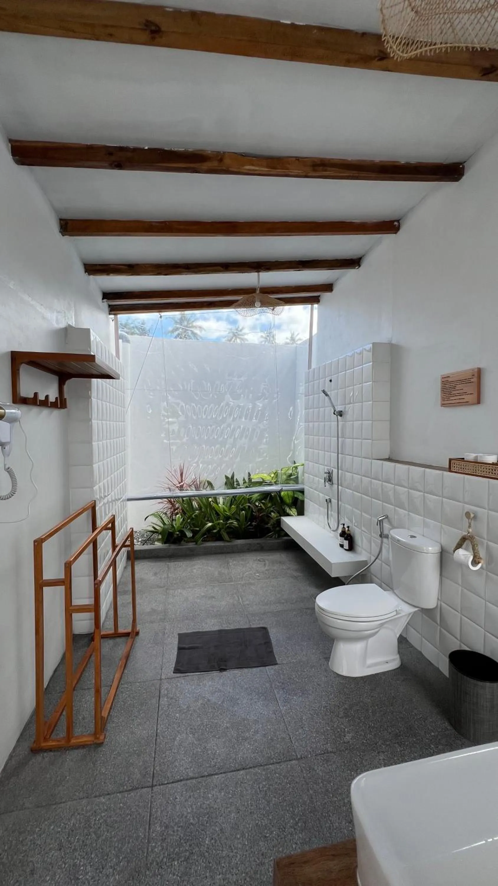 Toilet in Sadi Beach House