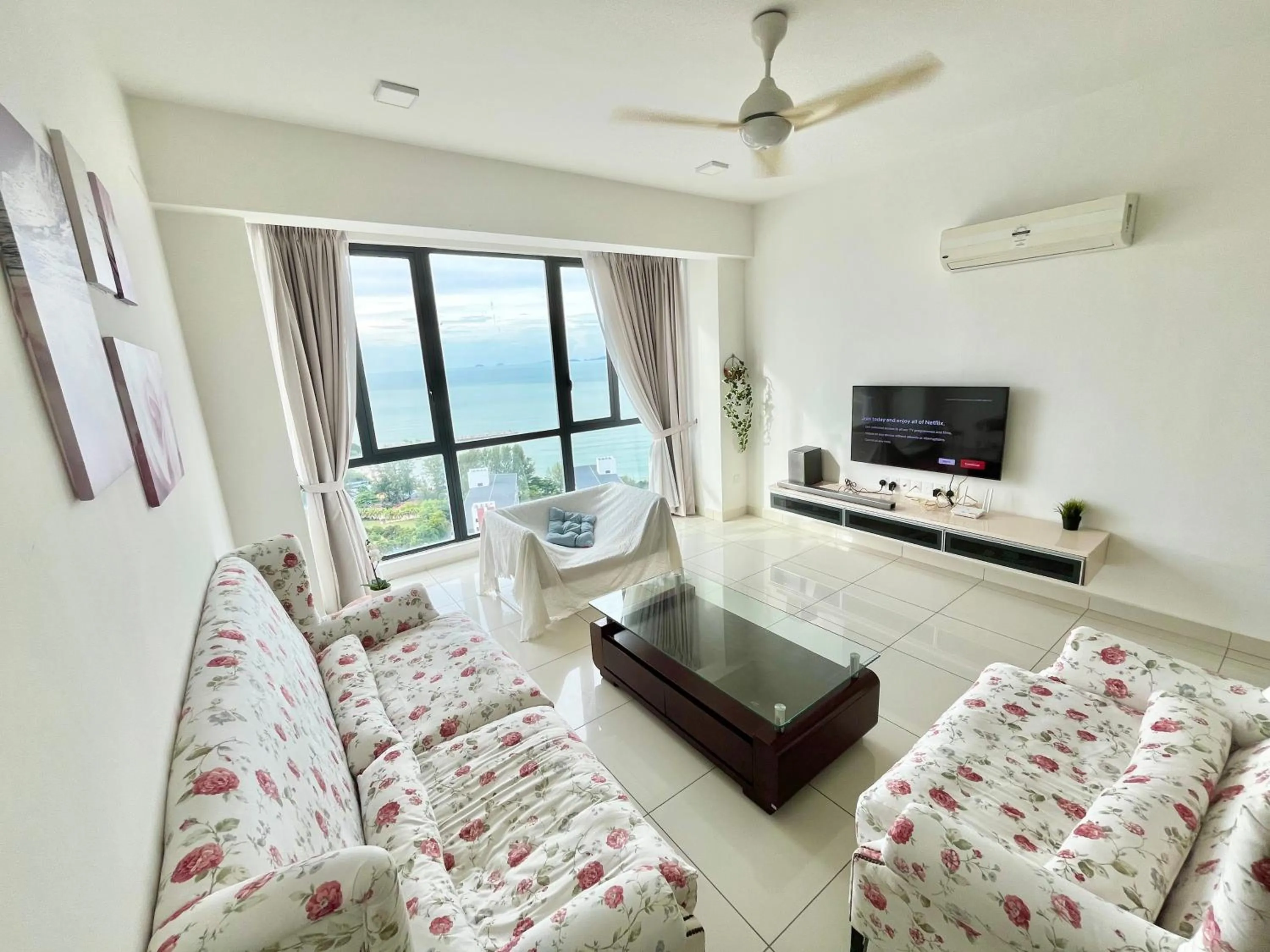 TV and multimedia in Jazz Service Suite