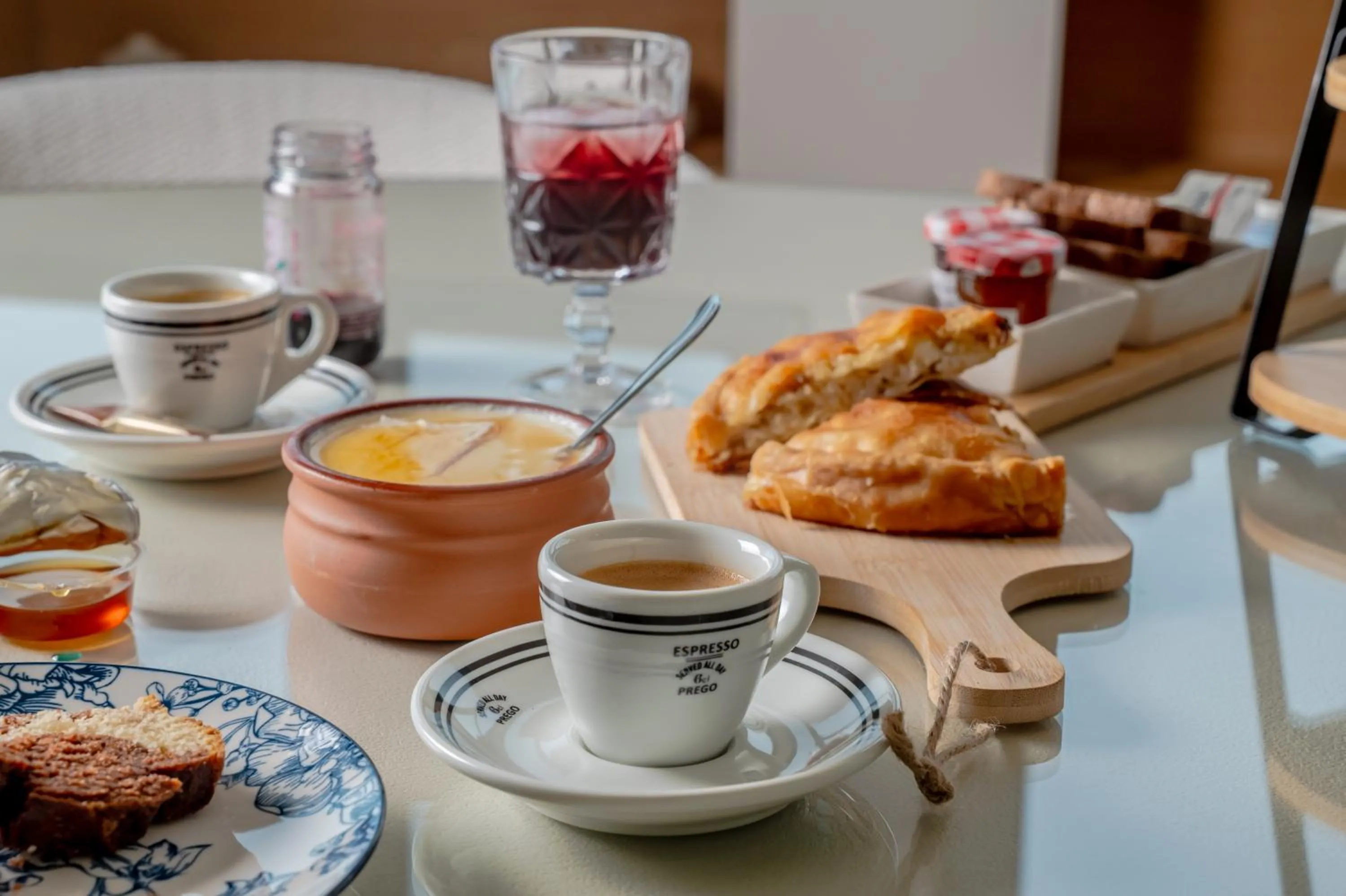 Apeiron Athena Residences