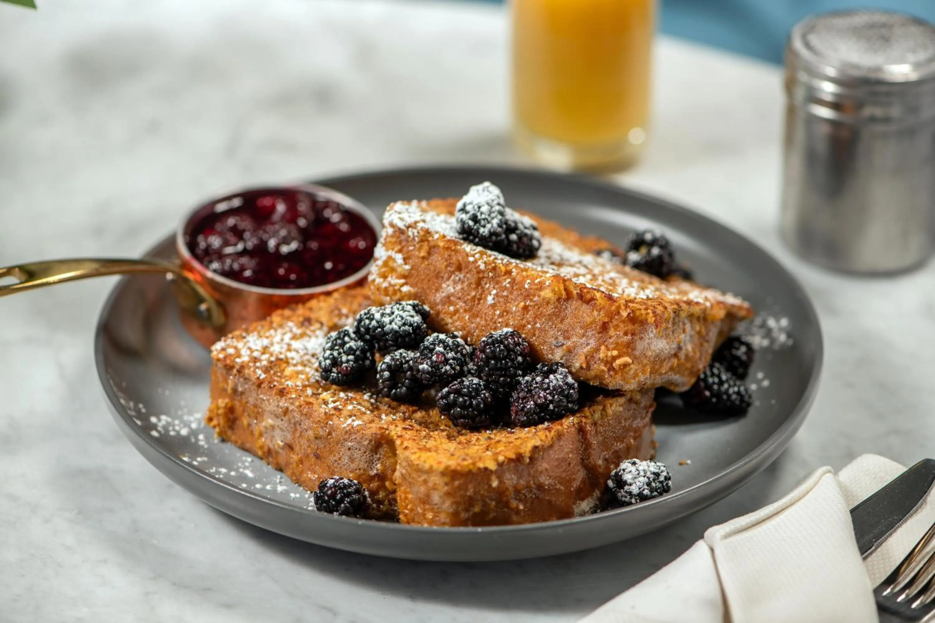 Breakfast in Hotel Polaris