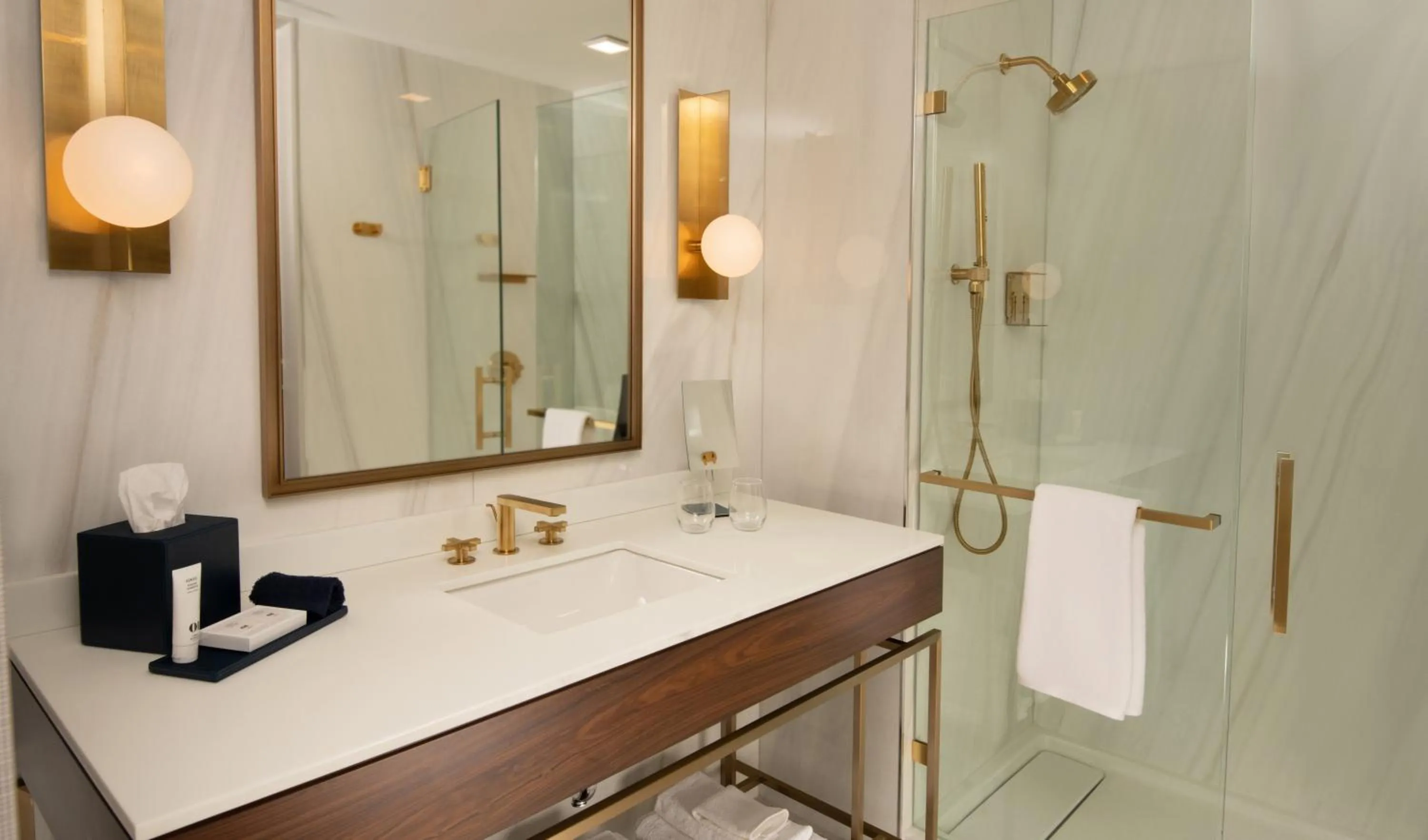 Bathroom in Hotel Polaris