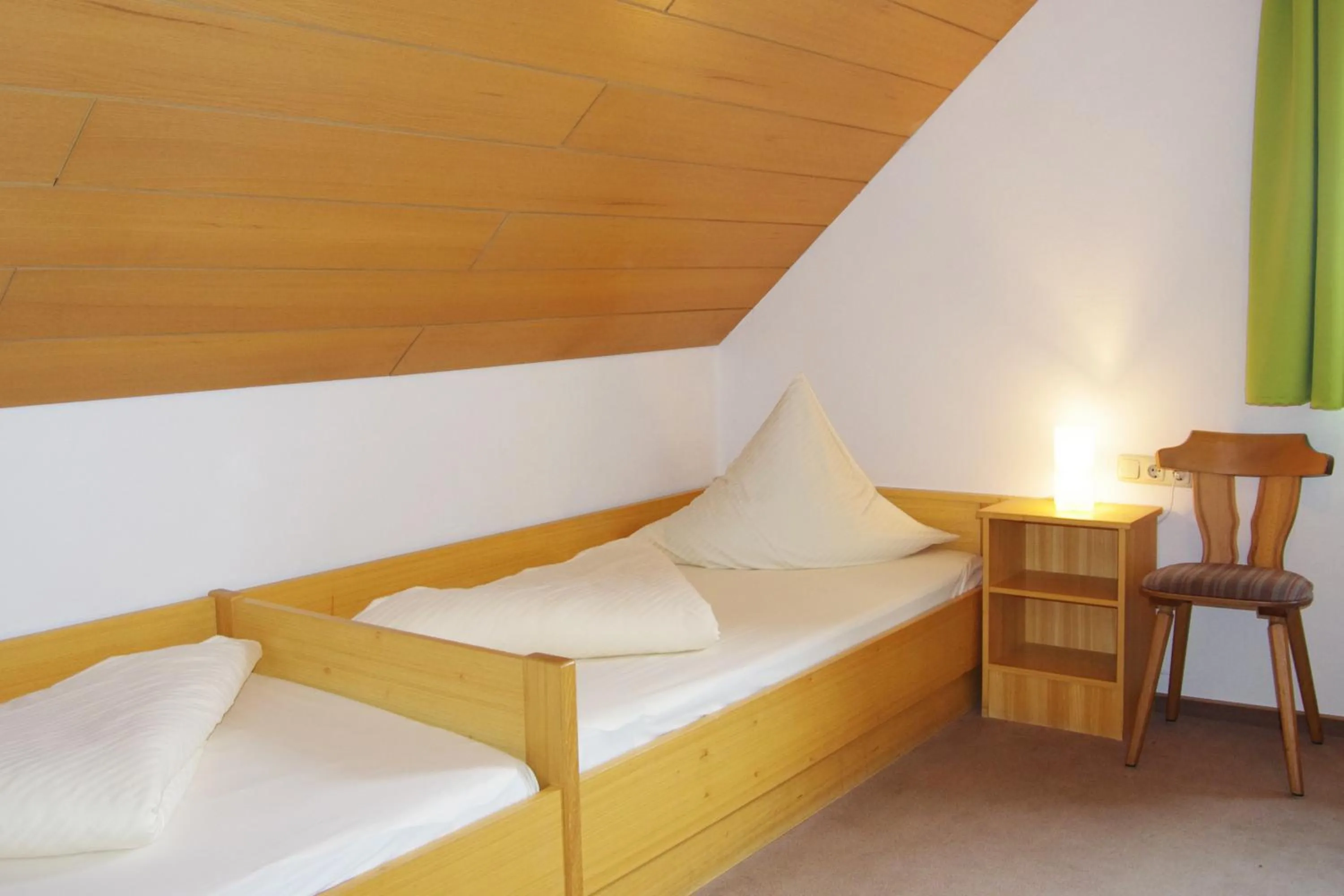 Photo of the whole room, Bed in Löwenhof