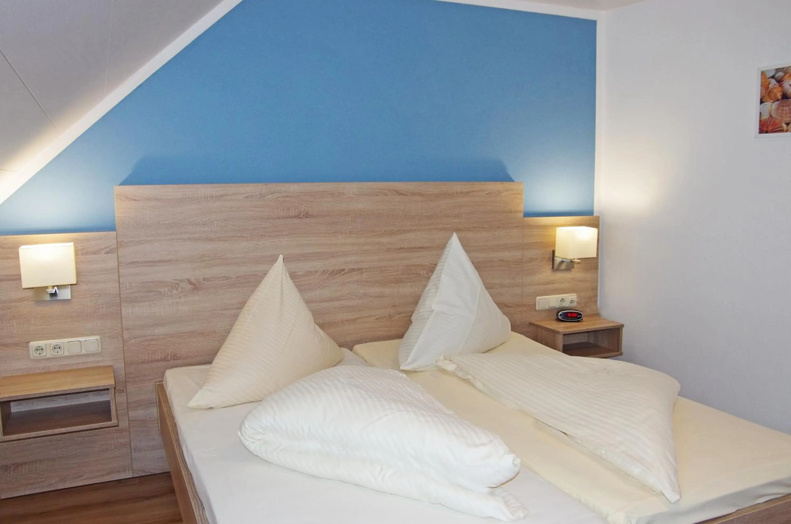 Photo of the whole room, Bed in Löwenhof