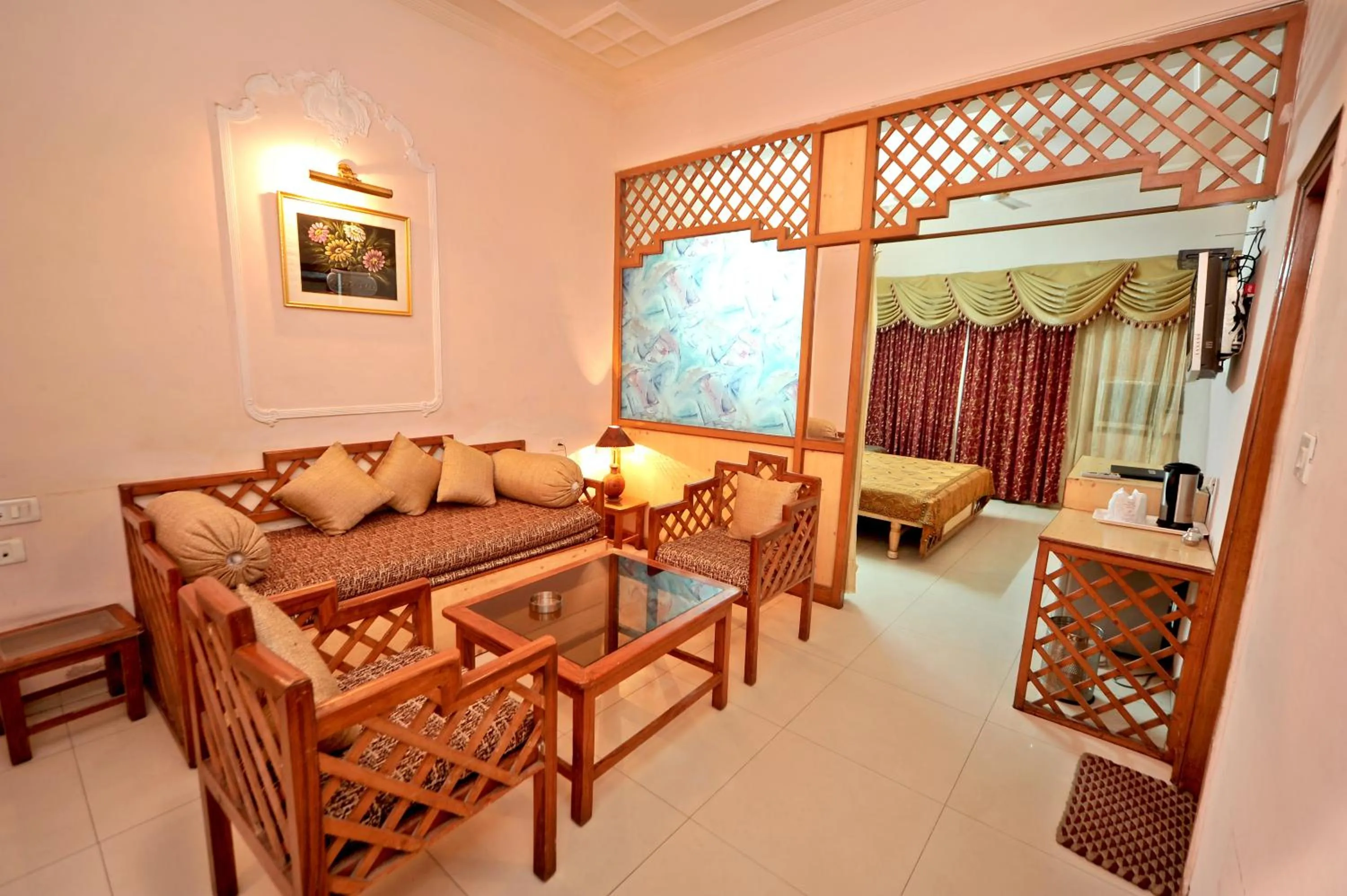 Seating area in Jullundur Hotel & Restaurant