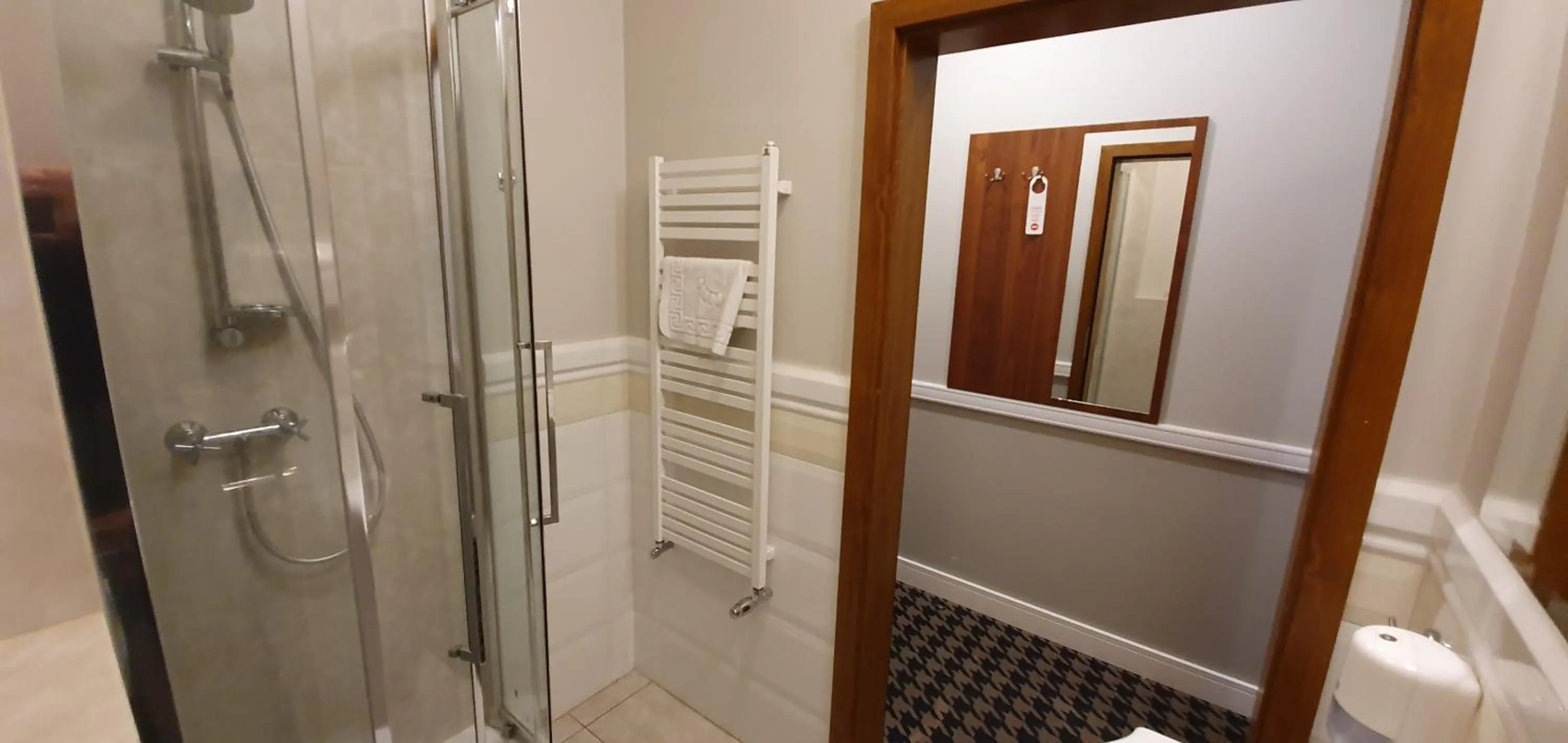 Shower in Hotel Kamienica