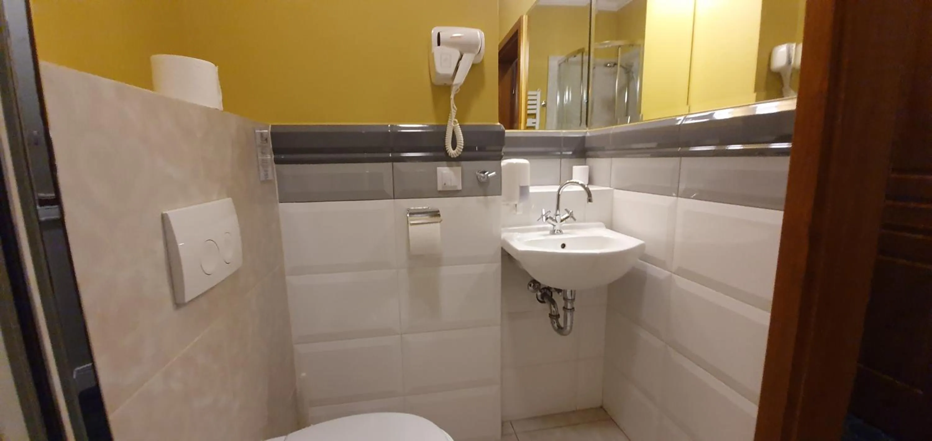 Bathroom in Hotel Kamienica